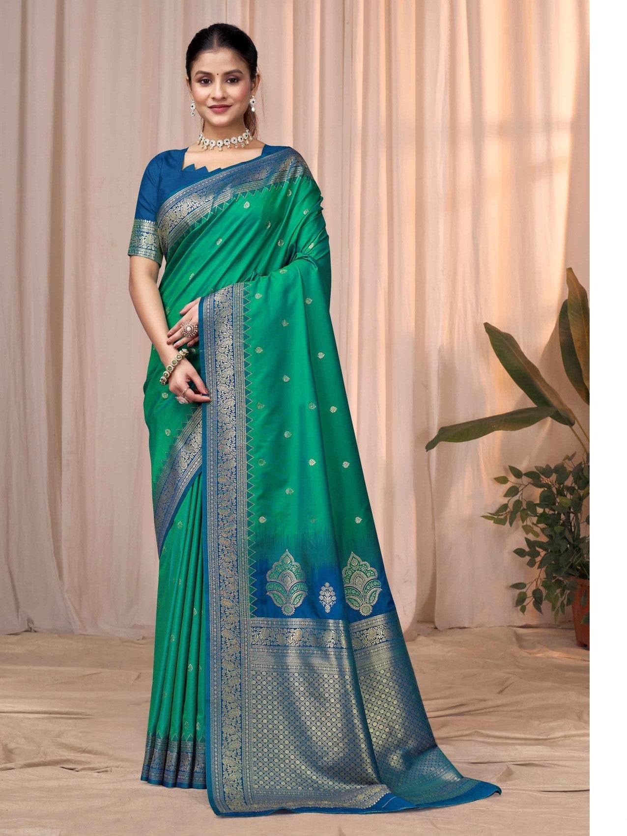 Radhika Saree