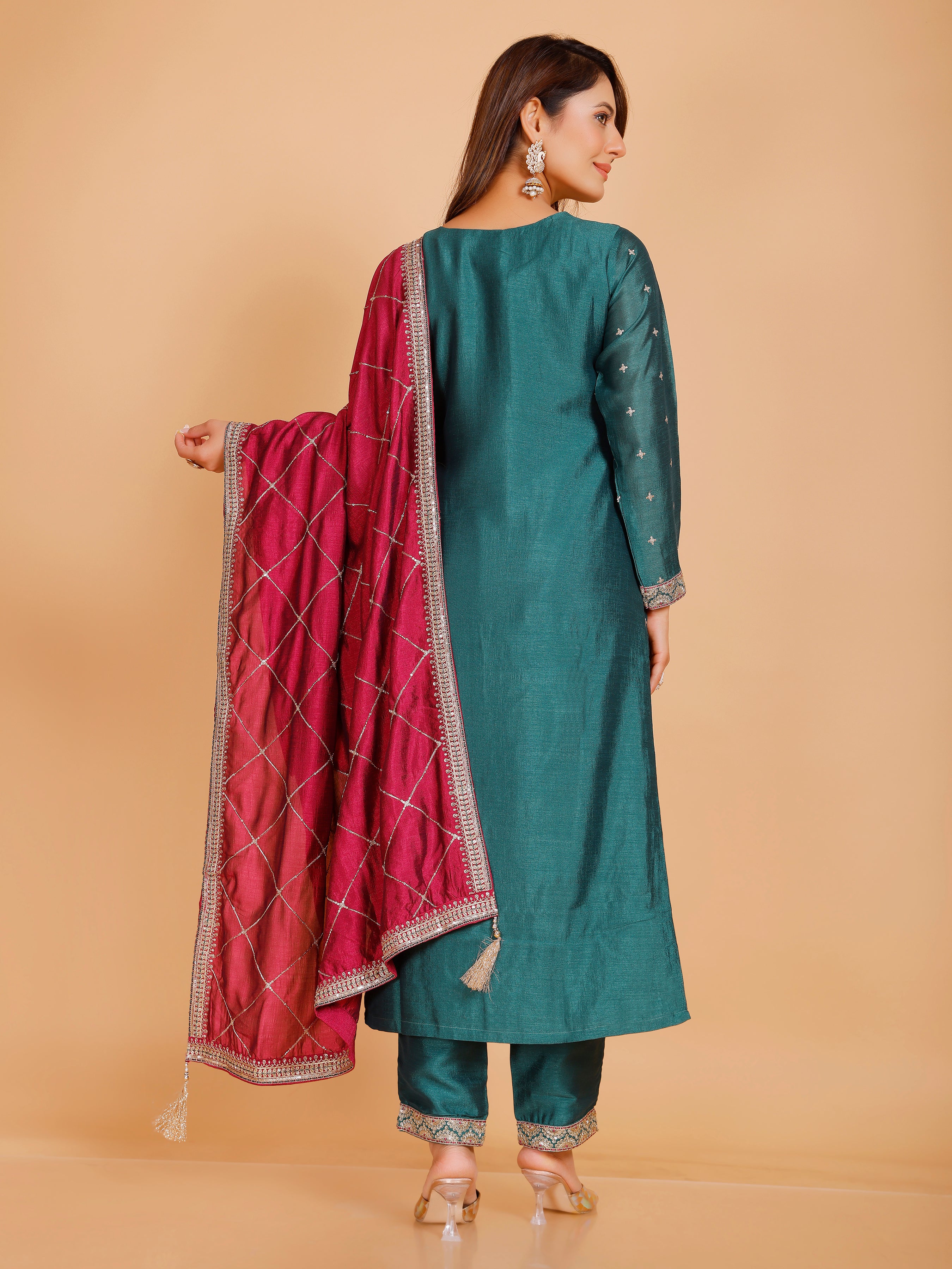 Aarshi Kamiz &amp; Pant