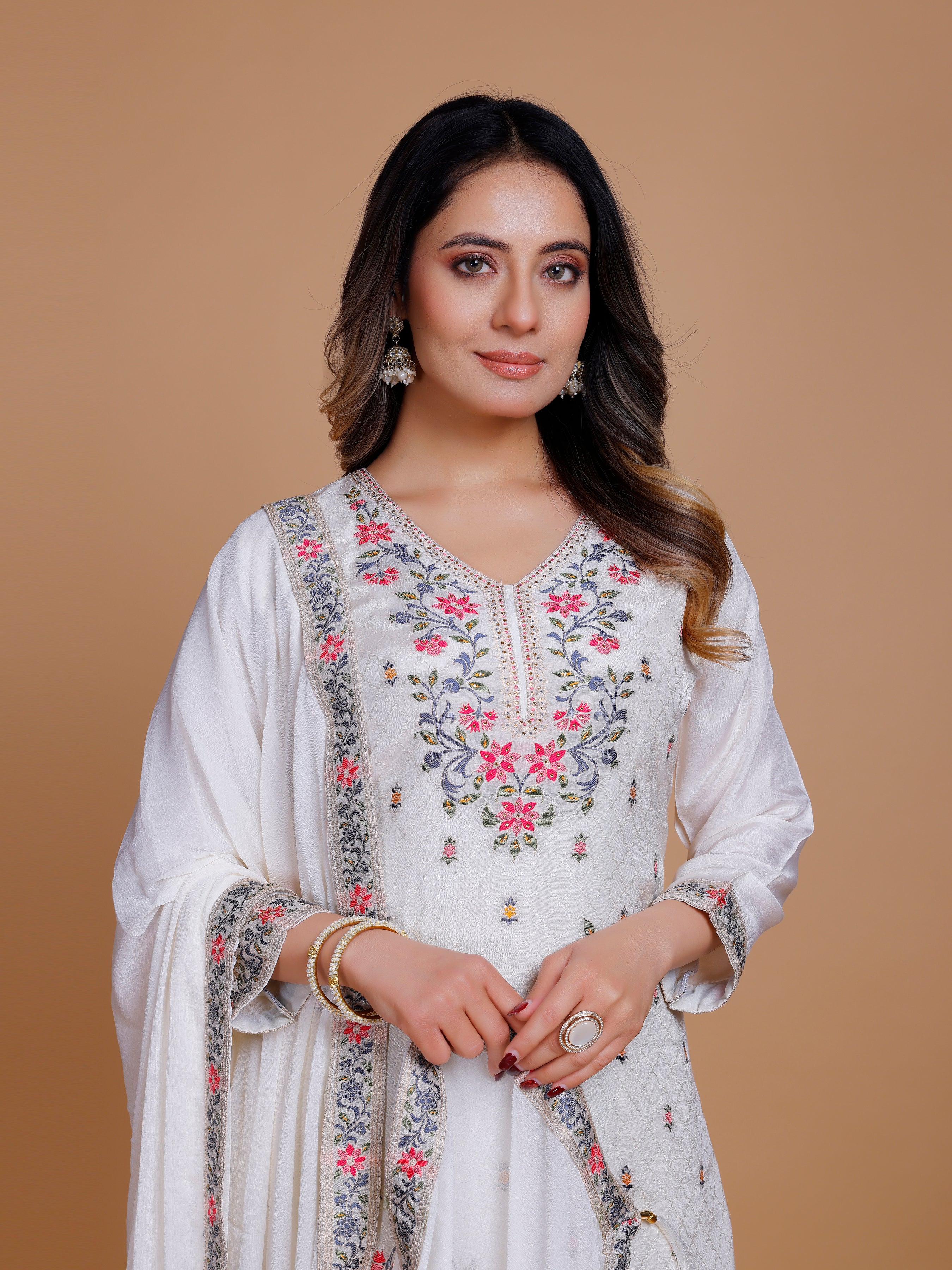 Kanika Kamiz &amp; Pant