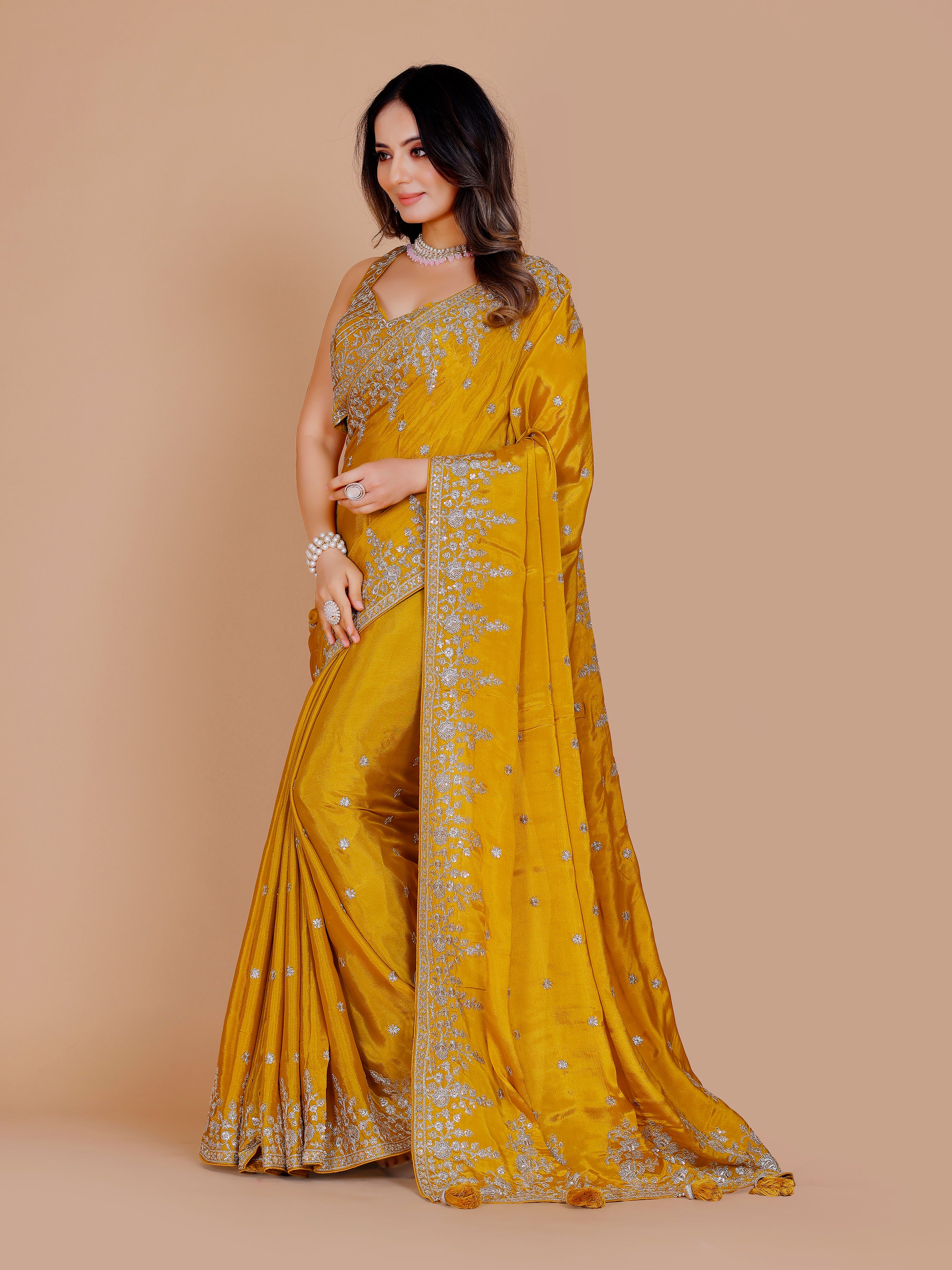 Heenal Saree