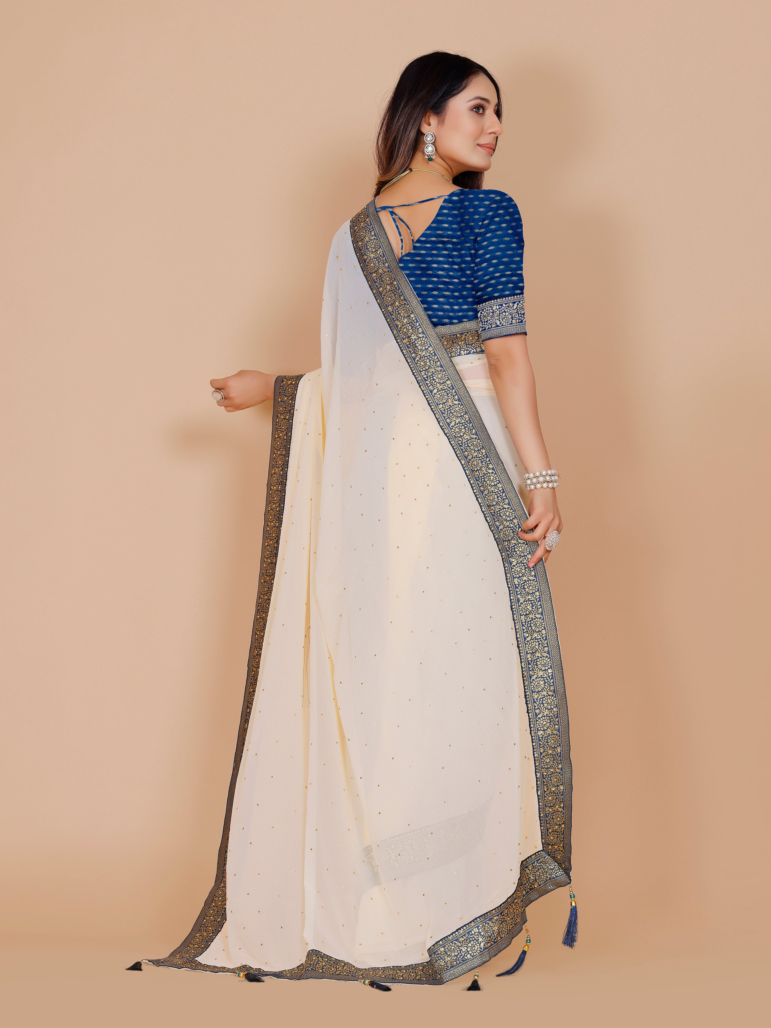 Divya Saree