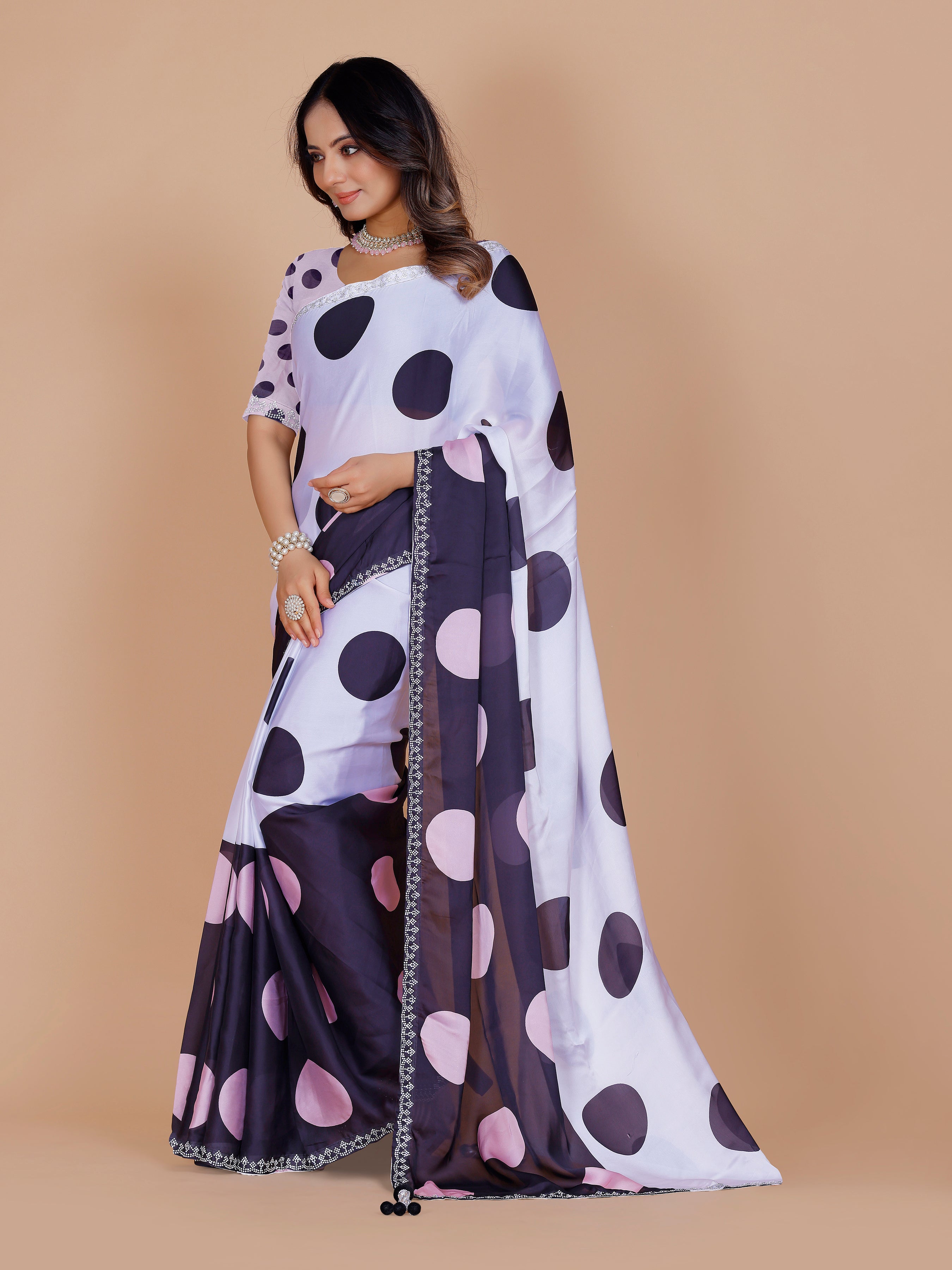 Shriya Saree
