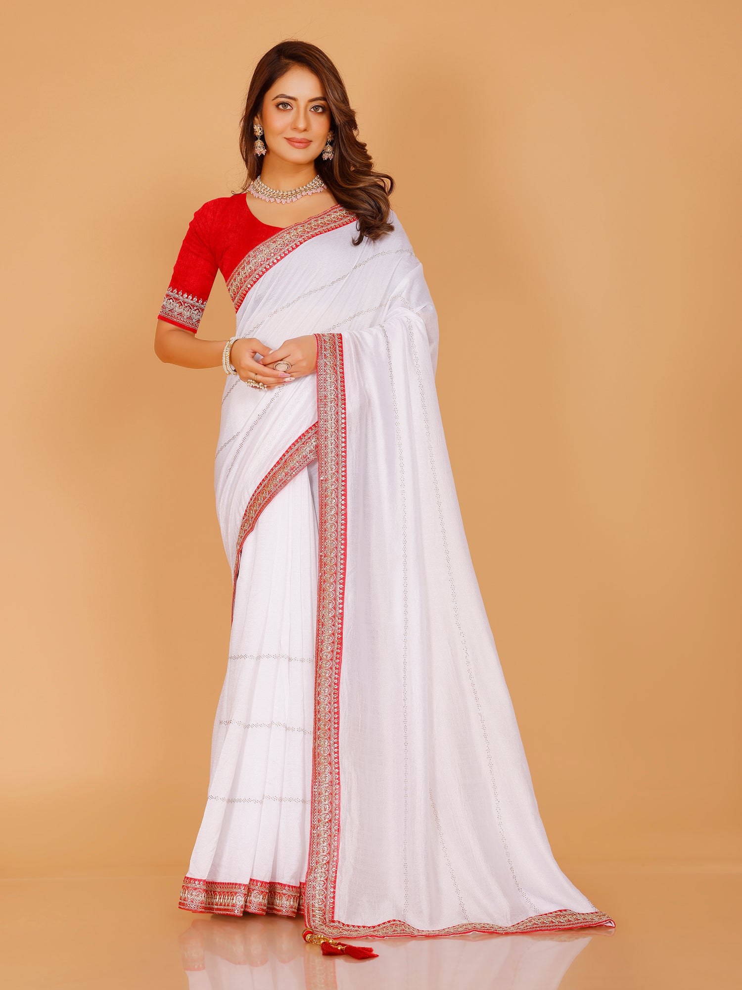 Harini Red &amp; White Silk Saree