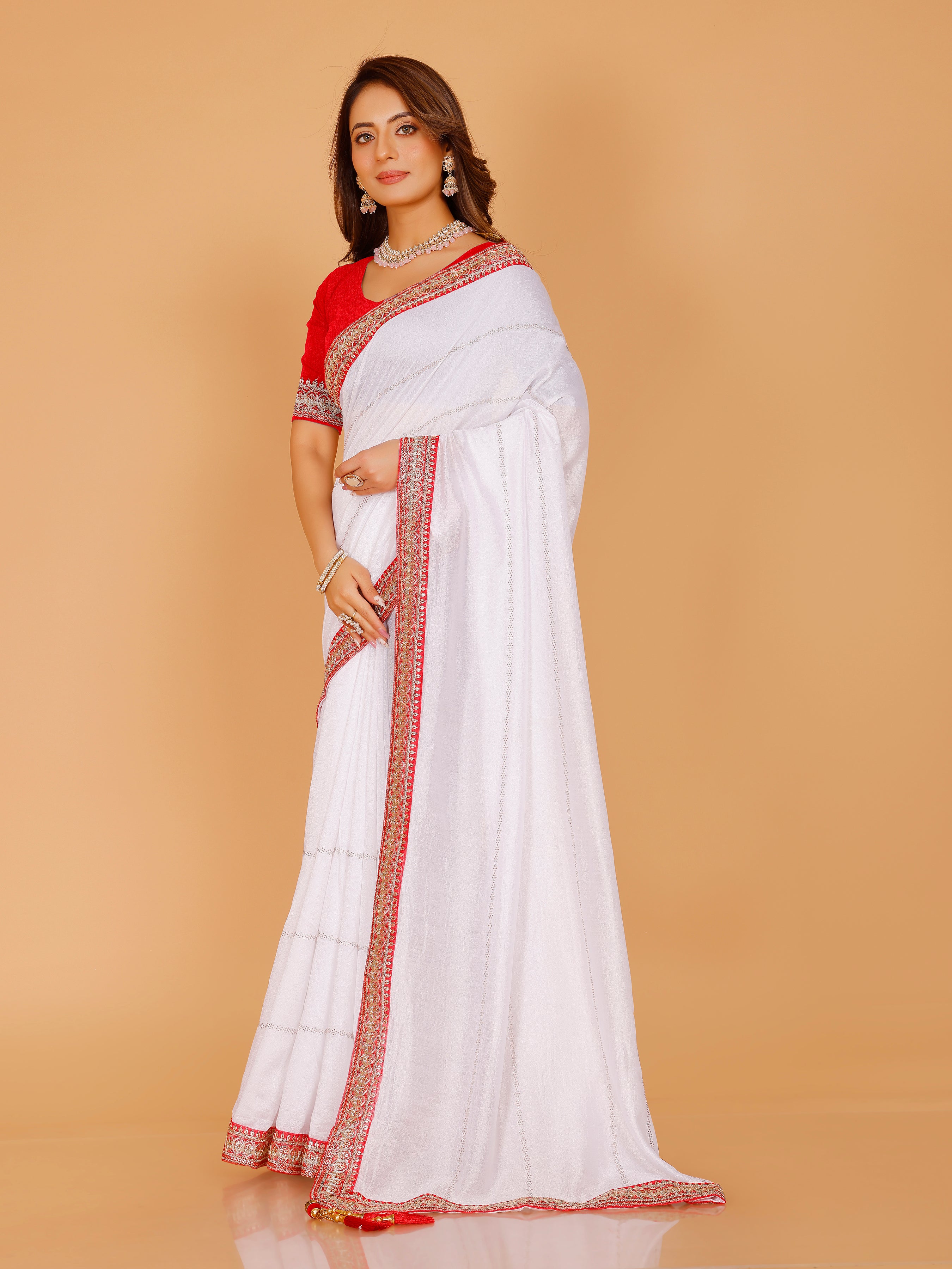 Harini Red &amp; White Silk Saree