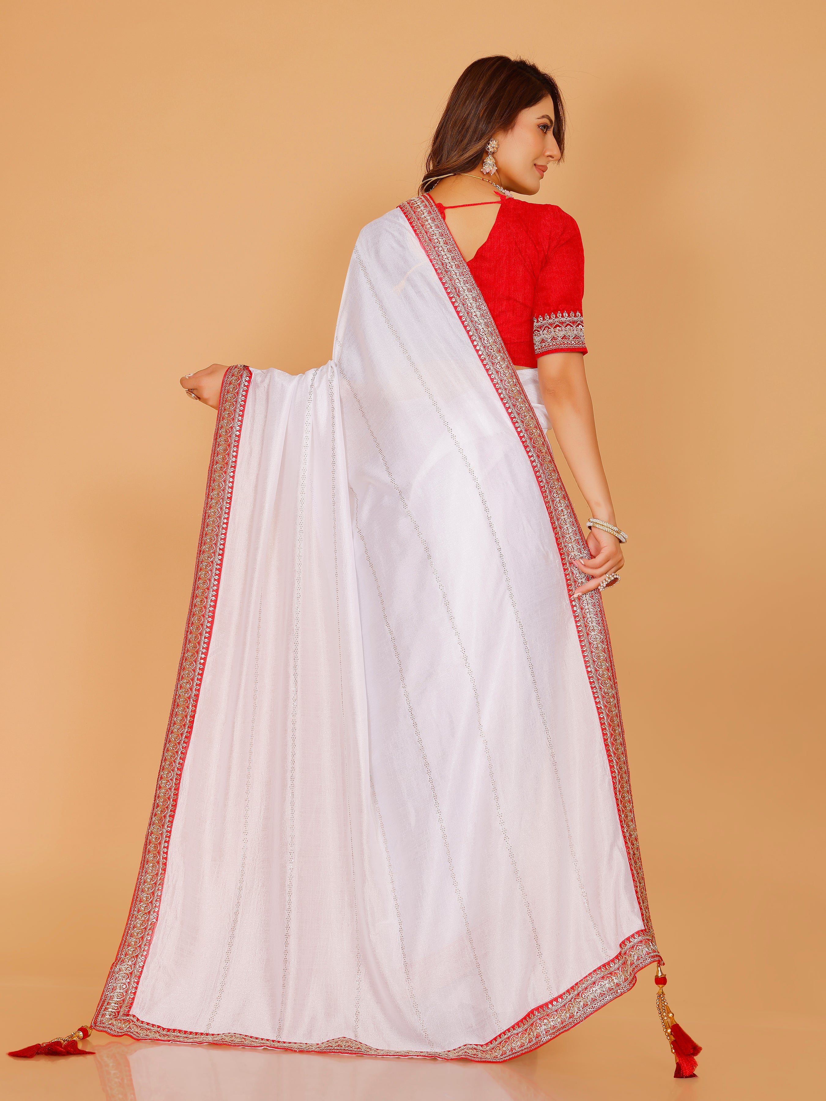 Harini Red &amp; White Silk Saree