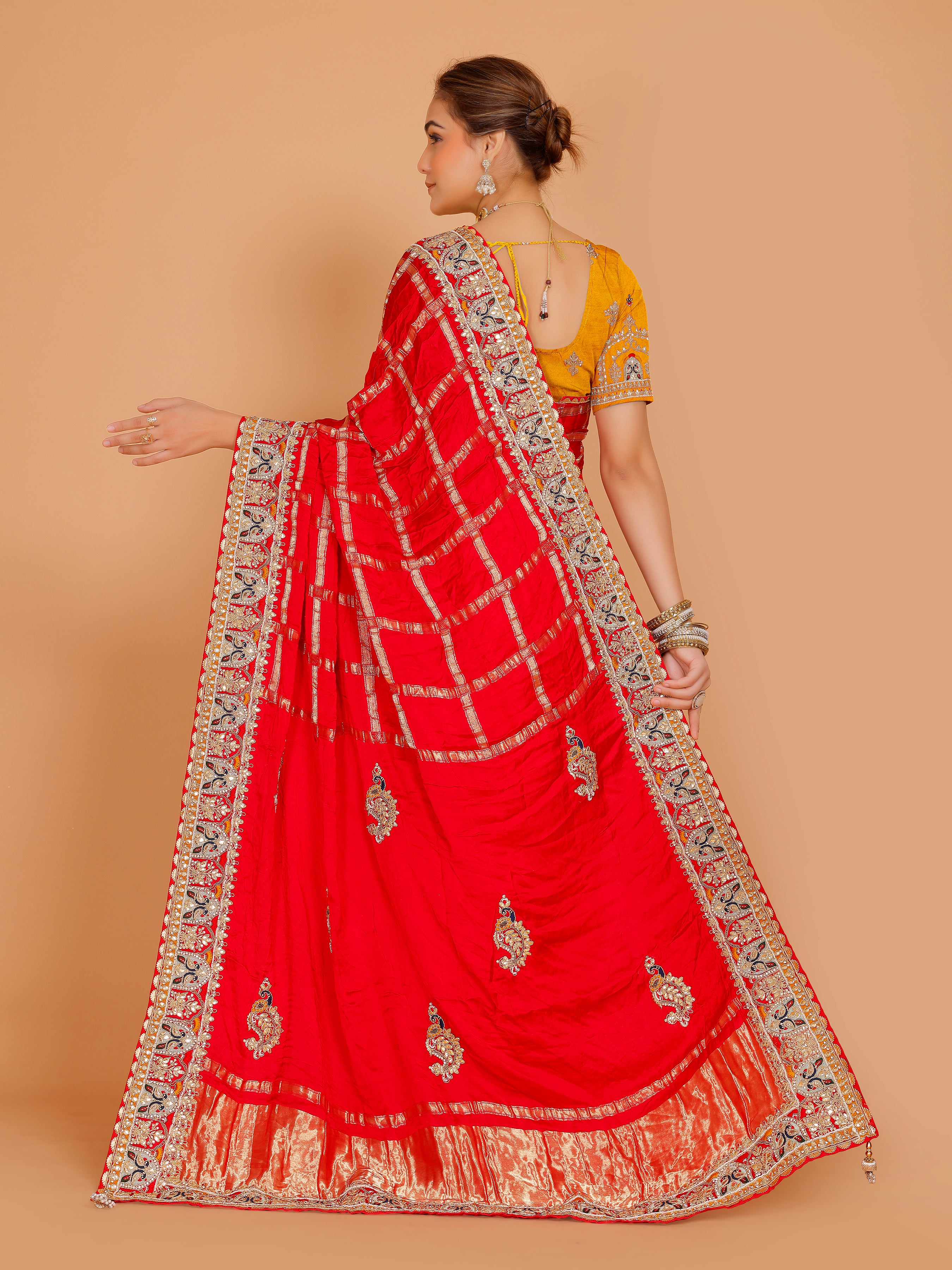 Gisha Saree