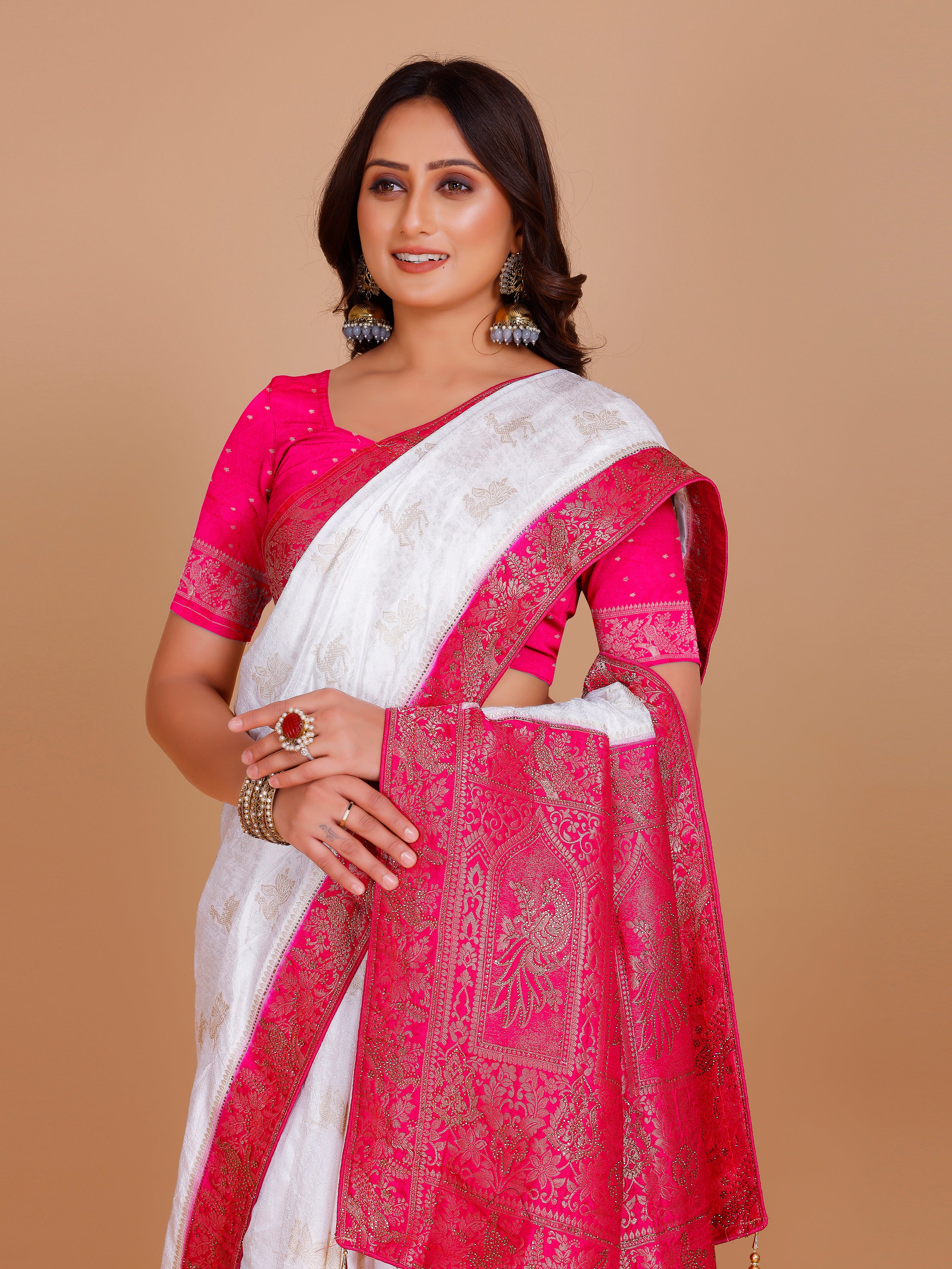 Nirja Saree