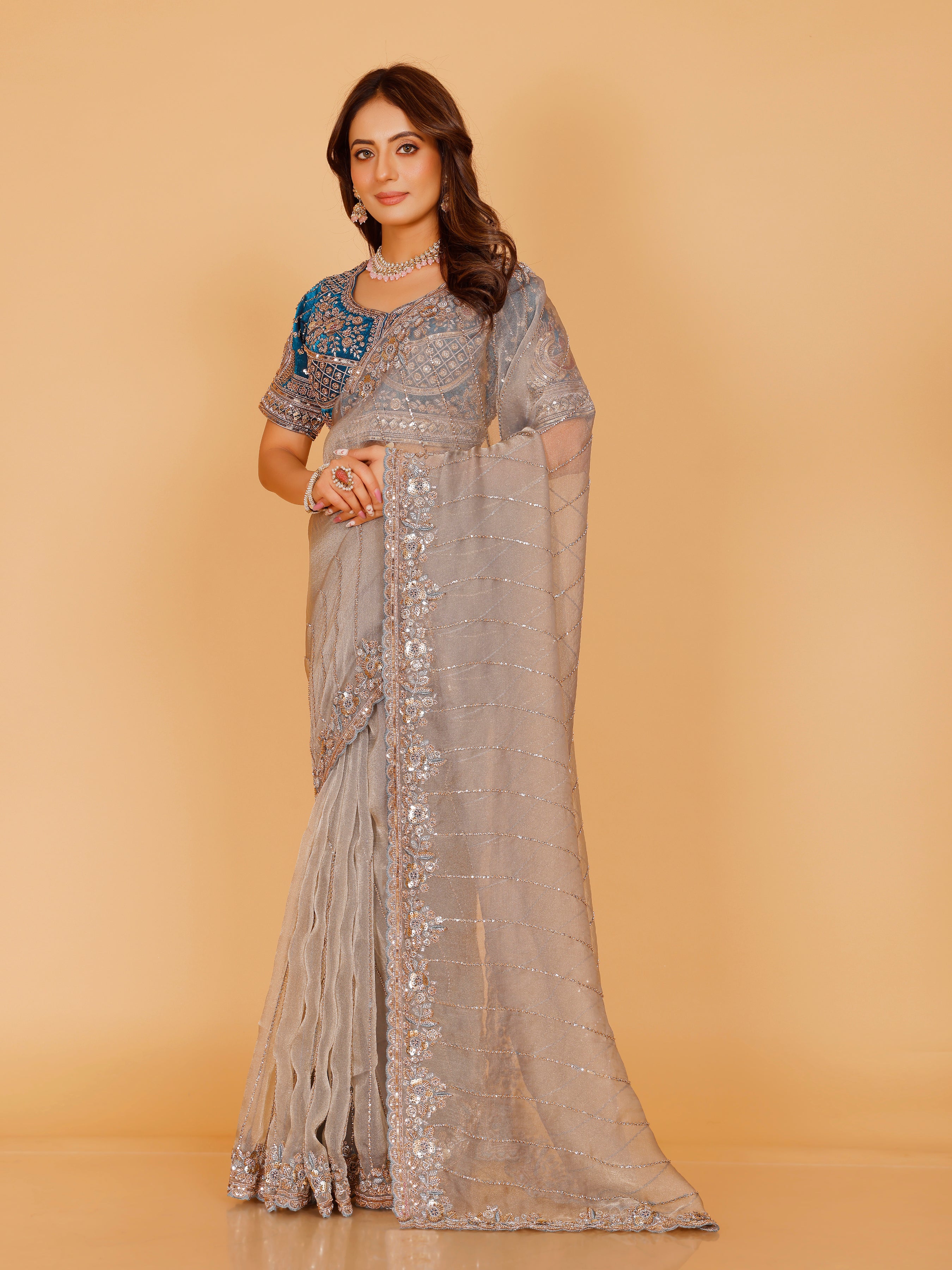 Tanvi Choli Saree
