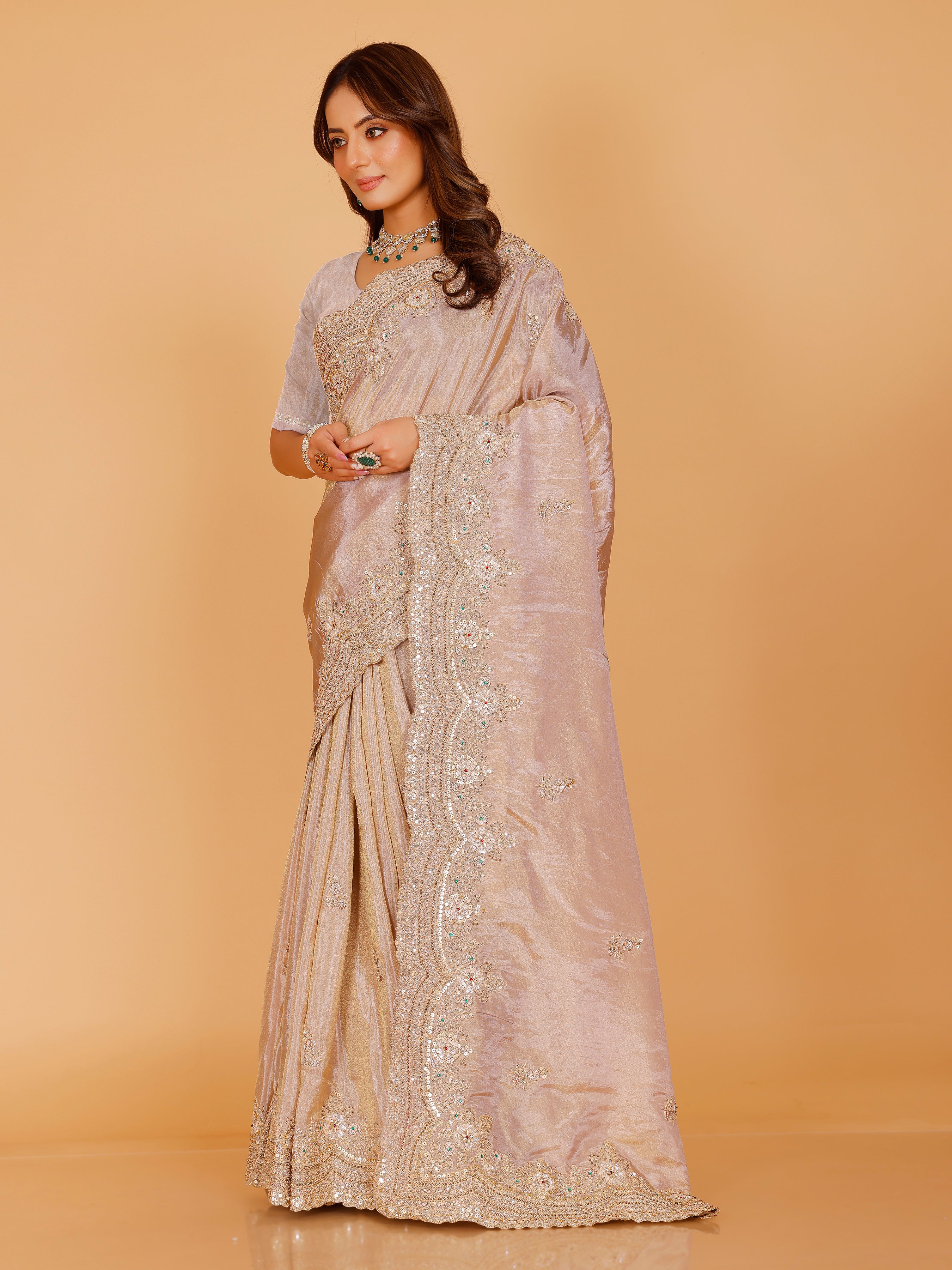 Harini Saree