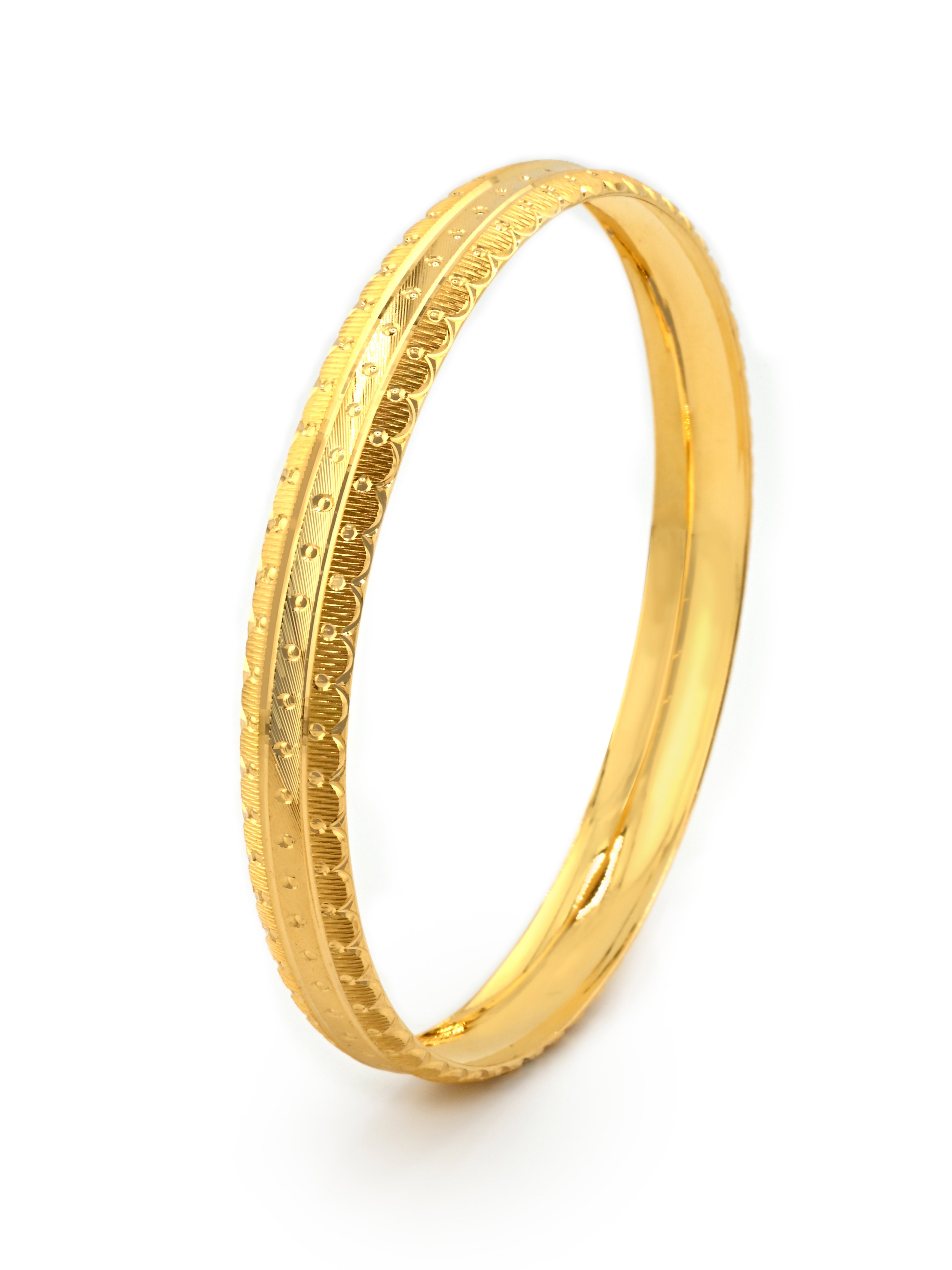 Elegant 22ct Gold Pair Bangles