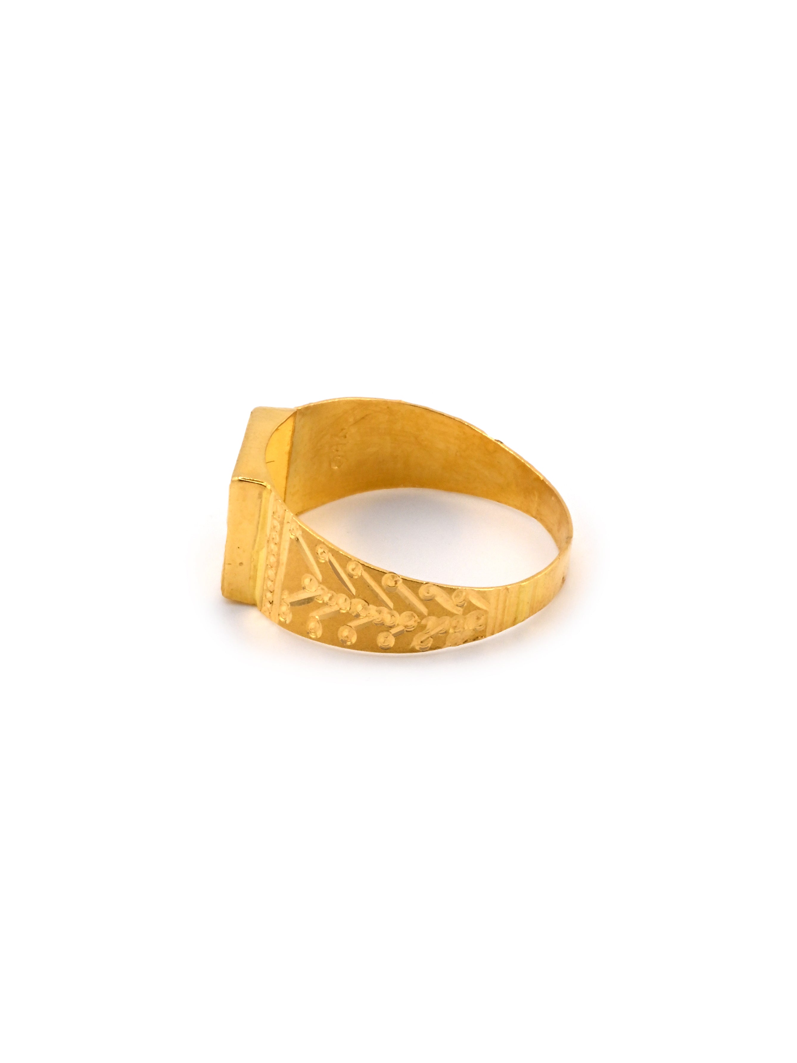 22ct Gold Lightweight Mens Ring