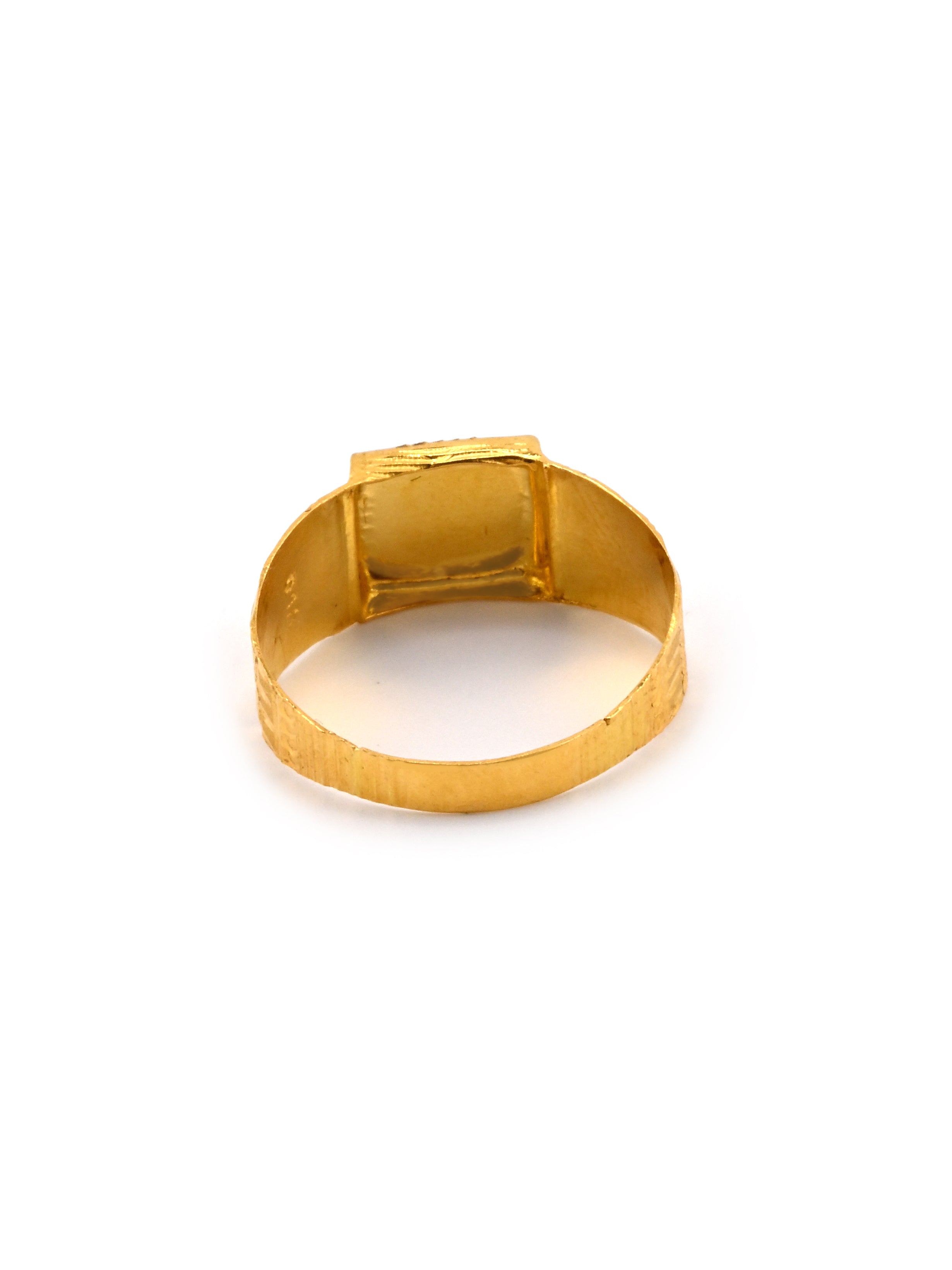 22ct Gold Lightweight Mens Ring