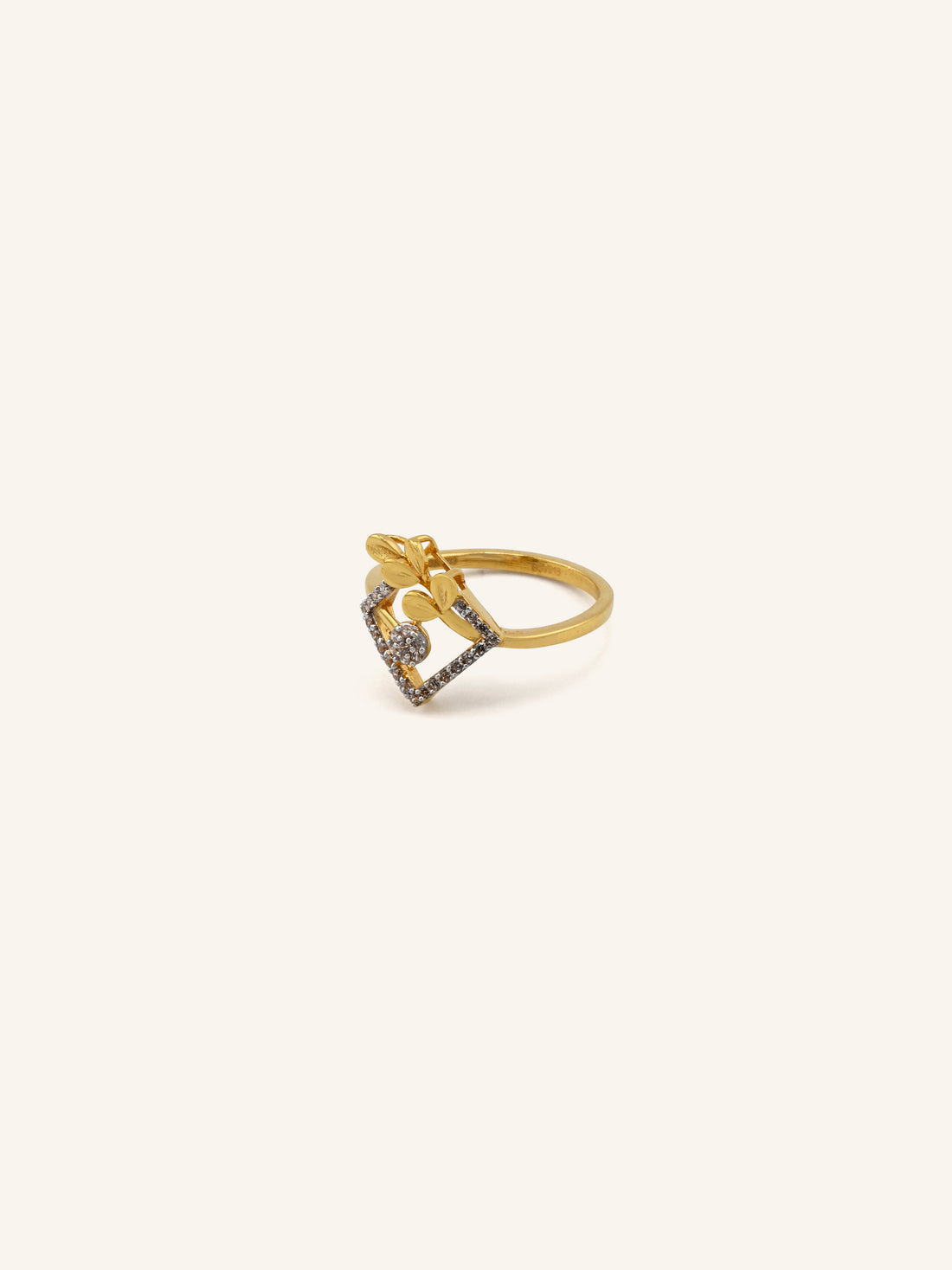 22ct Gold CZ Ladies Ring
