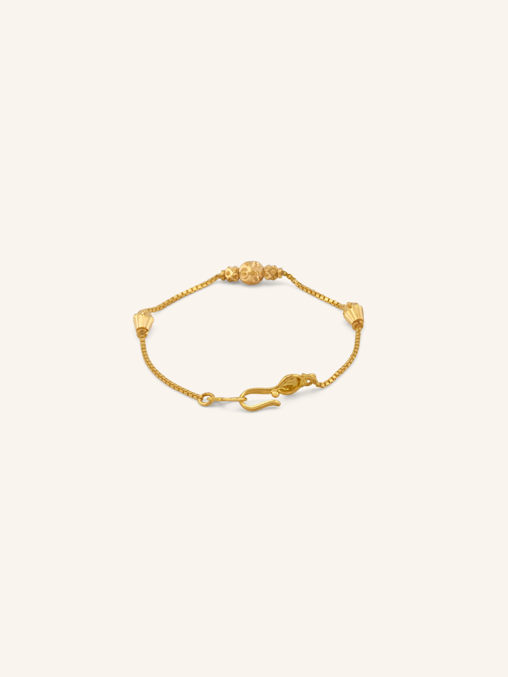 Adorable 22ct Gold Ball Baby Bracelet