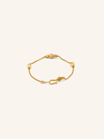 Adorable 22ct Gold Ball Baby Bracelet