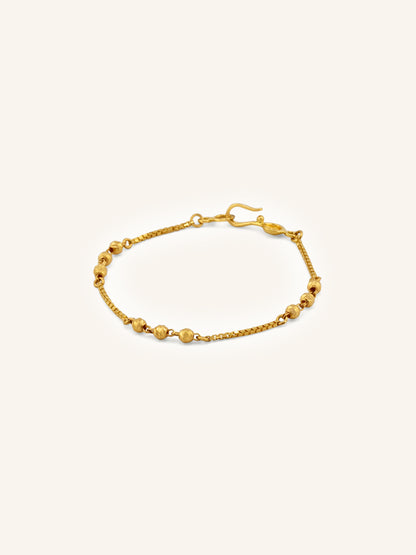 Adorable 22ct Gold Ball Baby Bracelet