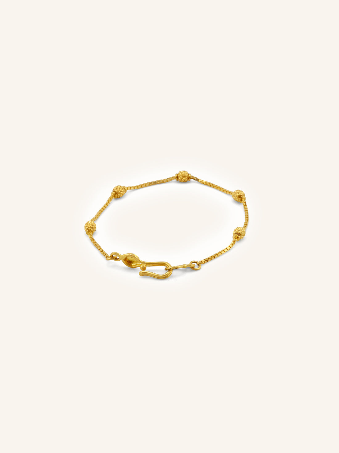 Adorable 22ct Gold Ball Baby Bracelet