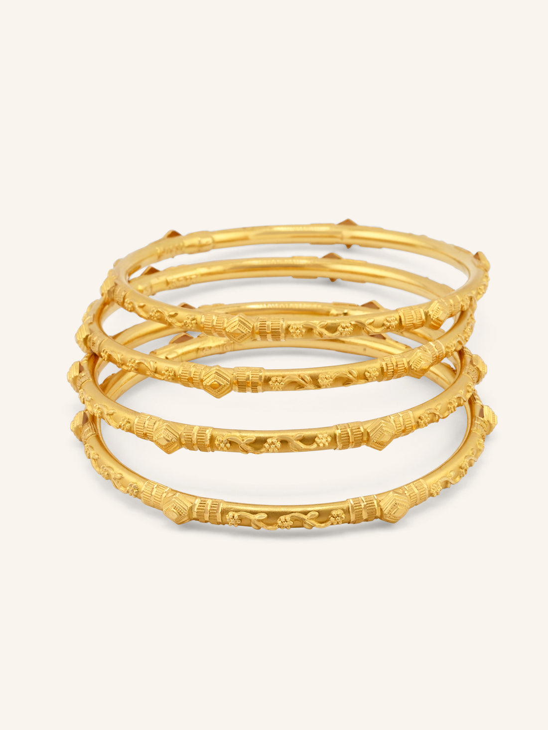Captivating 22ct Gold Filigree 4 Piece Bangles