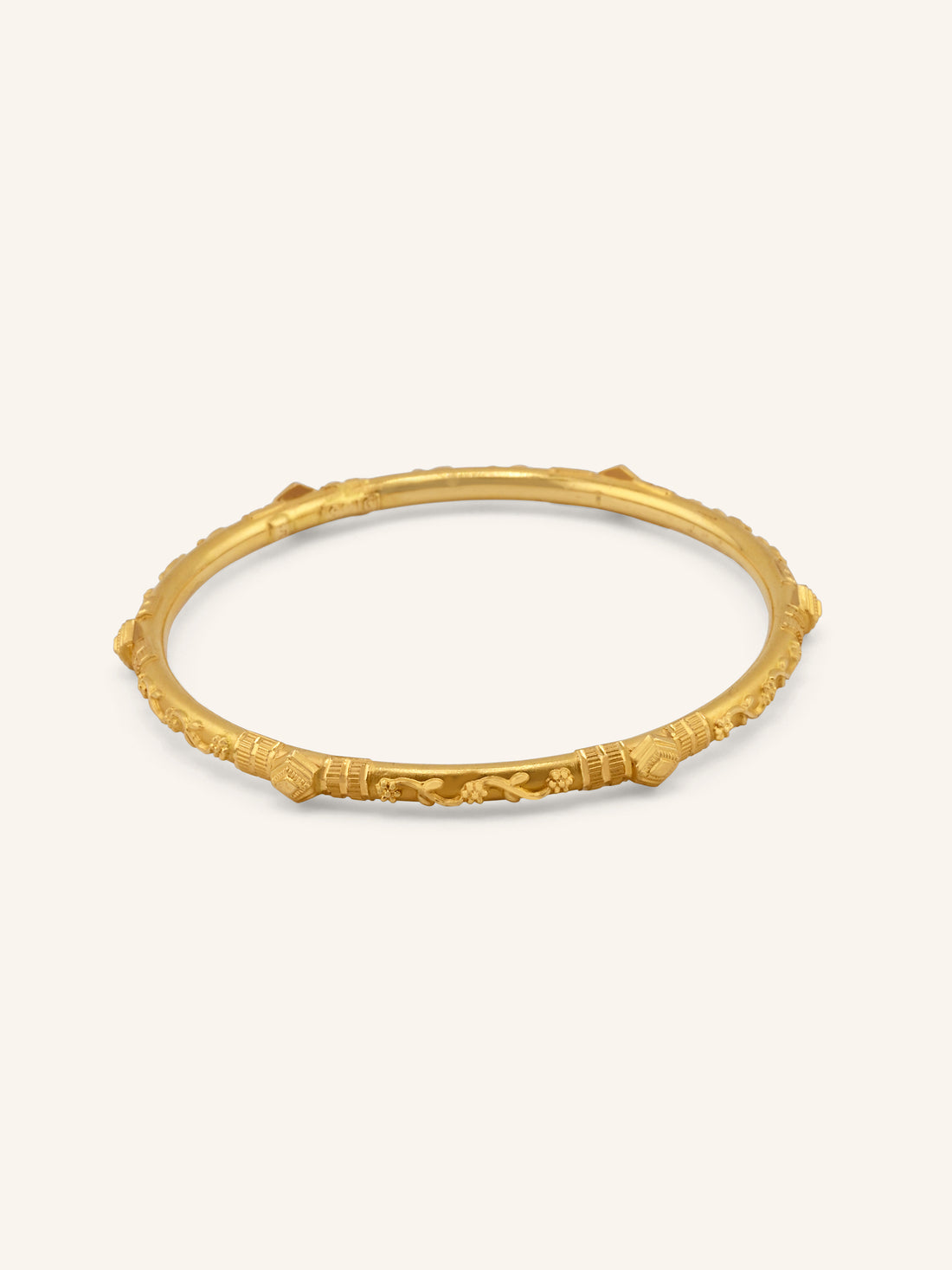 Captivating 22ct Gold Filigree 4 Piece Bangles