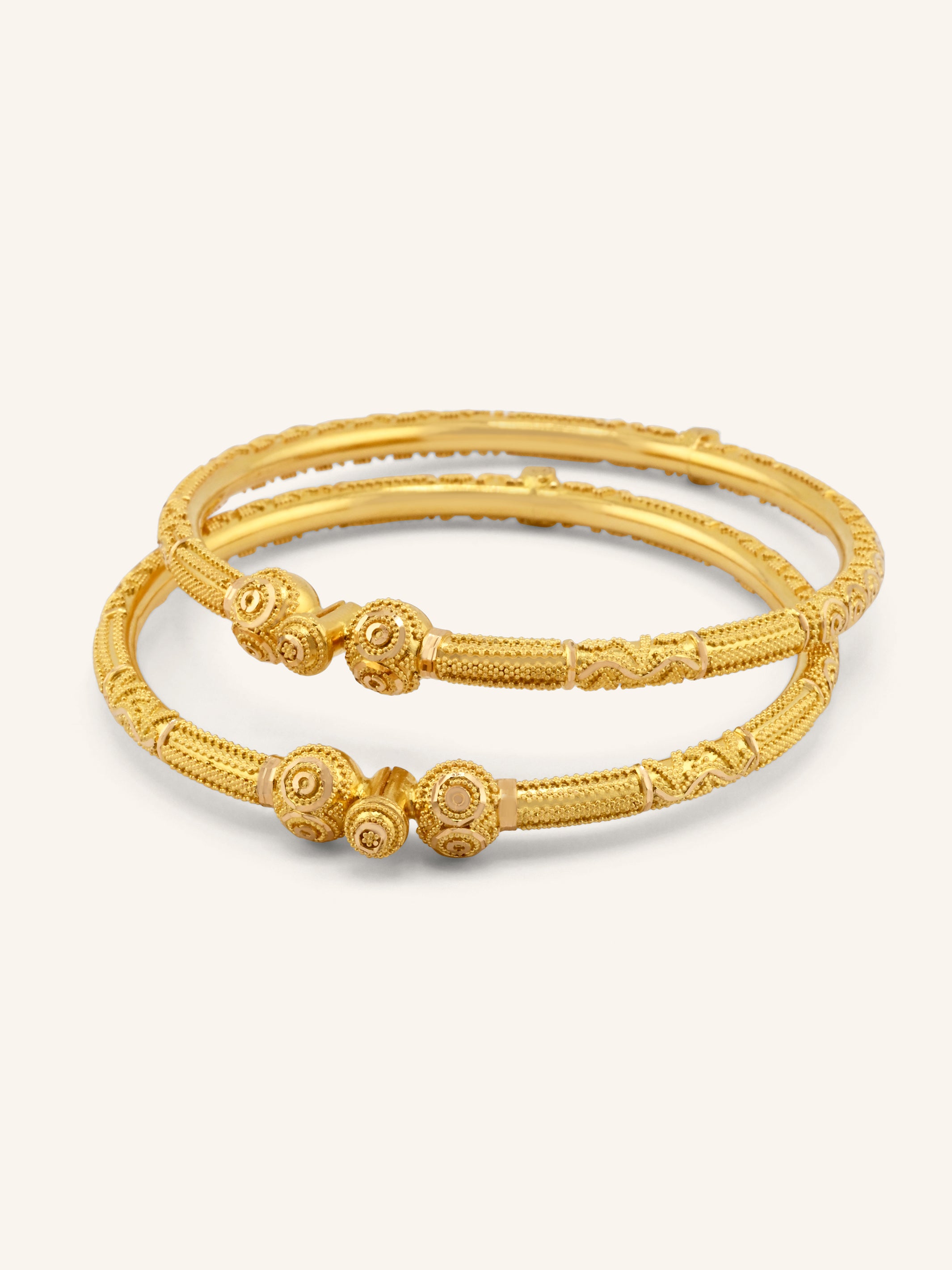 Beautiful 22ct Gold Screw Pair Bangles