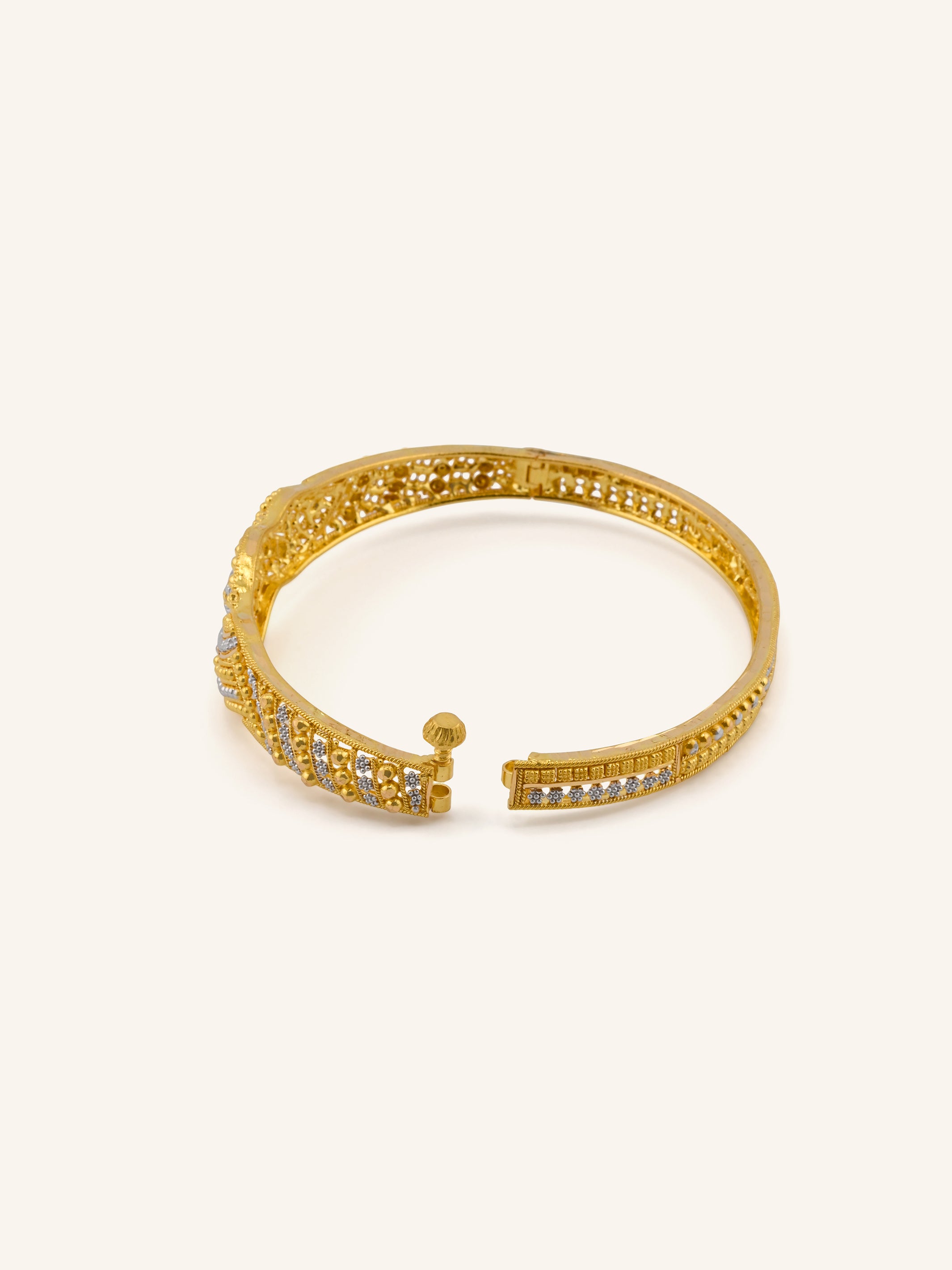 22ct Gold Two Tone Filigree 1 Piece Screw Bangle