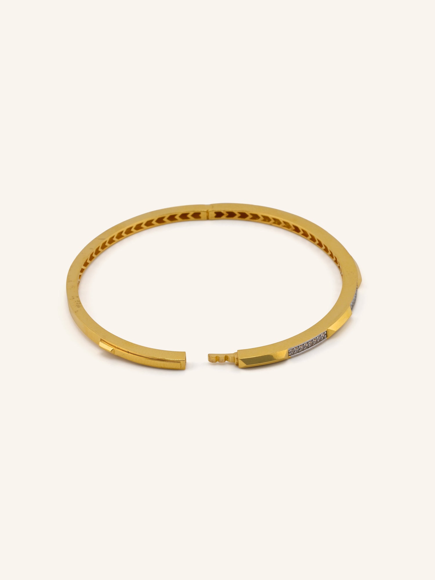 22ct Gold CZ Bangle