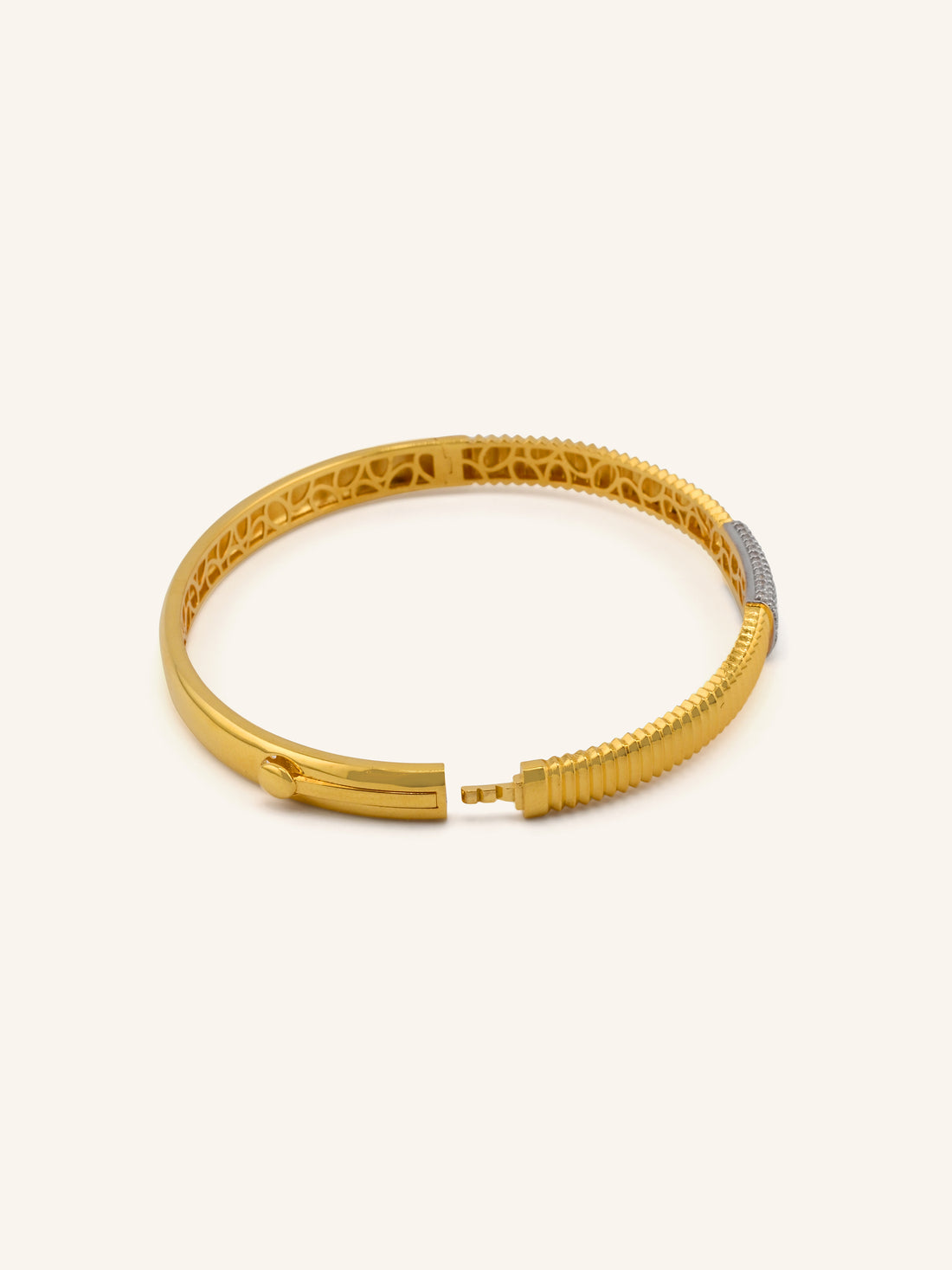 22ct Gold CZ Bangle