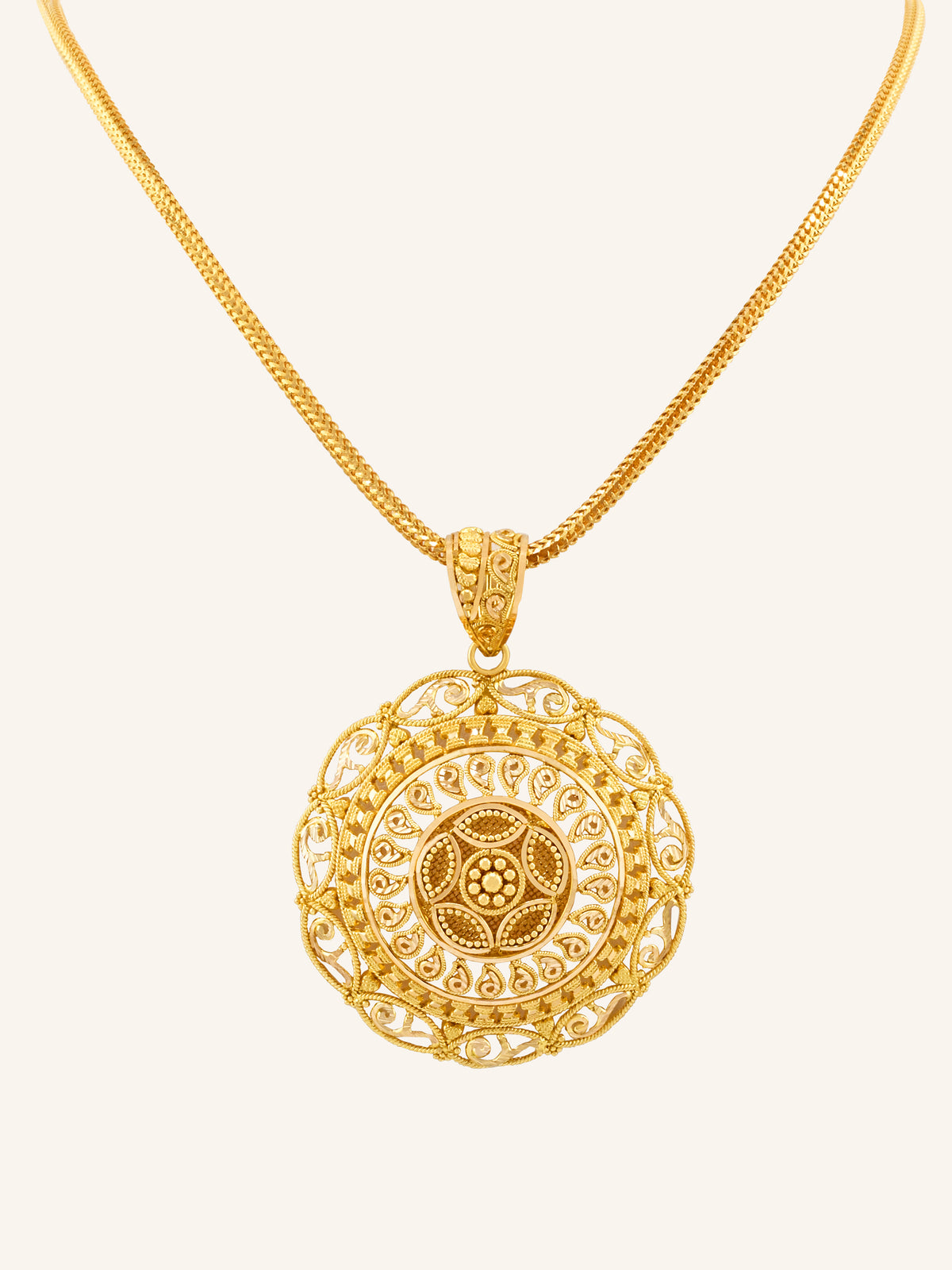 22ct Gold Filigree Round Pendant