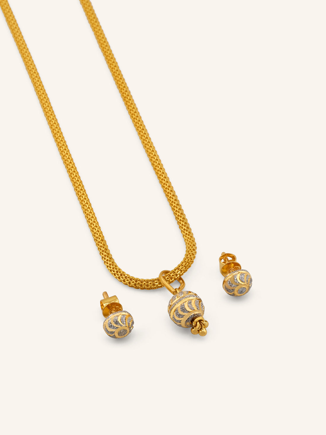 22ct Gold Two Tone Ball Pendant Set