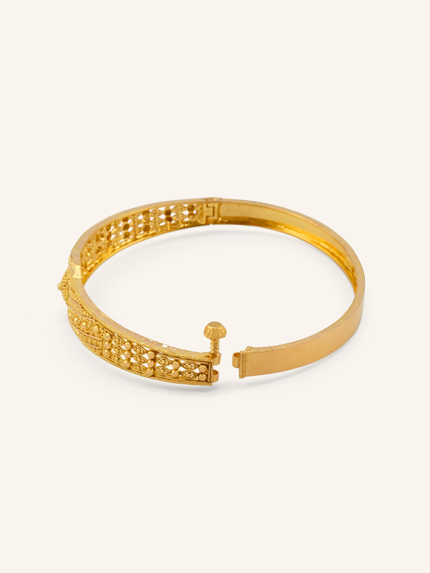 22ct Gold Filigree 1 Piece Screw Bangle