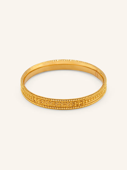 22ct Gold Filigree Pair Bangles