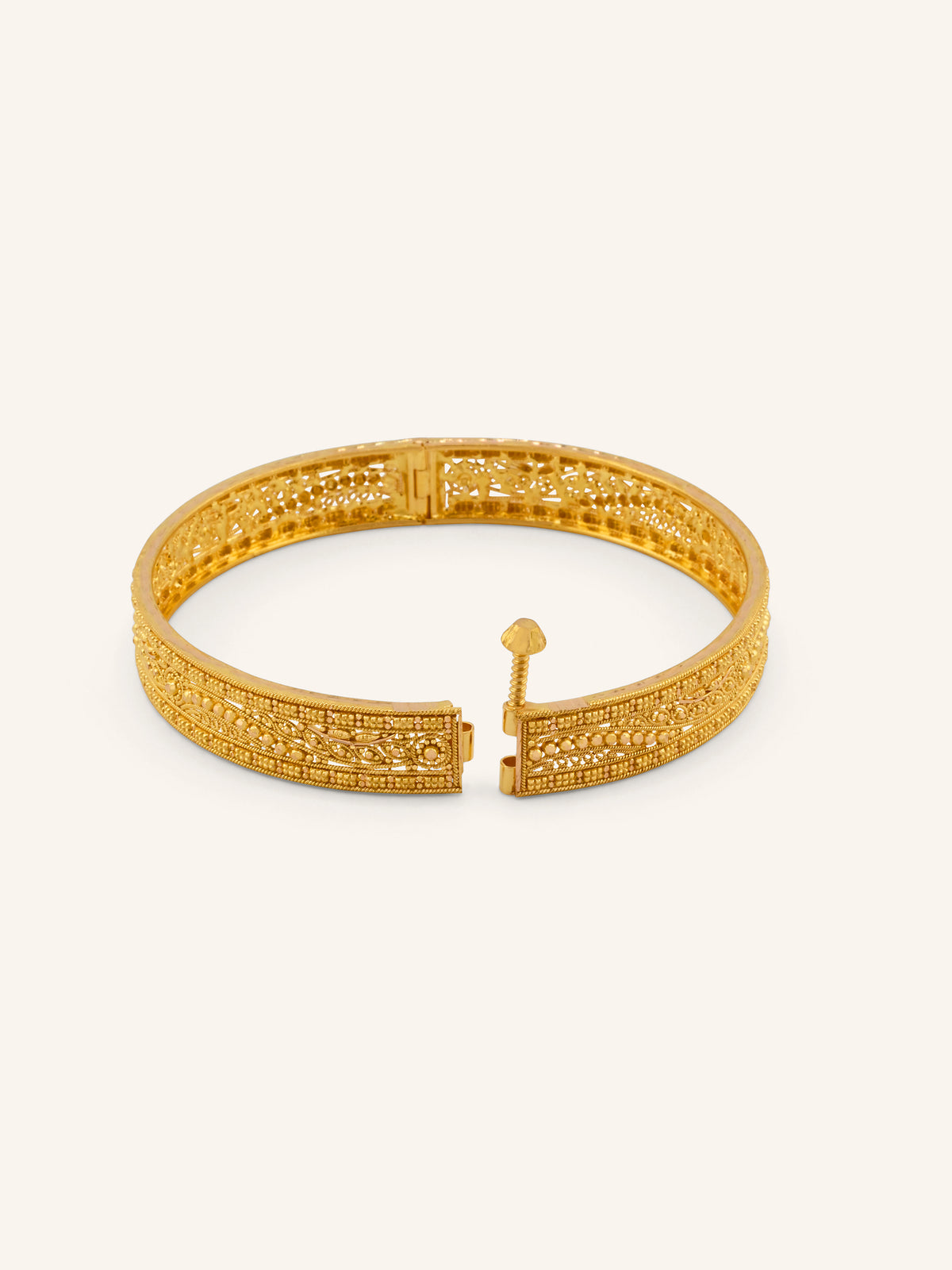 22ct Gold Screw Patta Pair Bangles