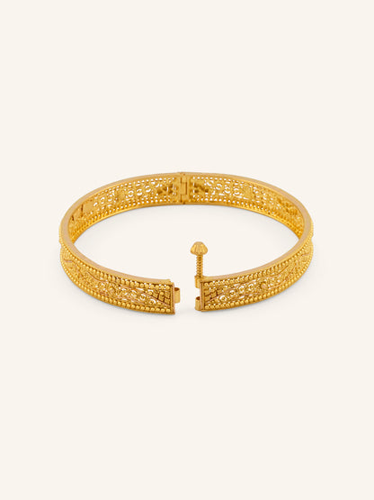22ct Gold Screw Patta Pair Bangles