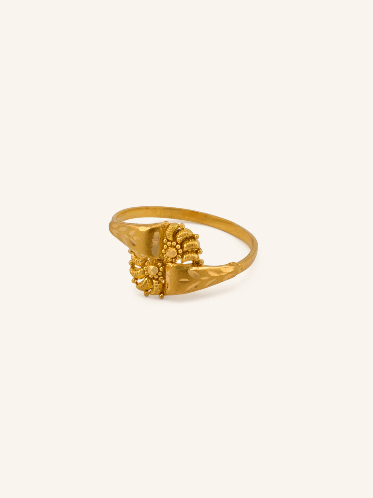22ct Gold Ladies Ring