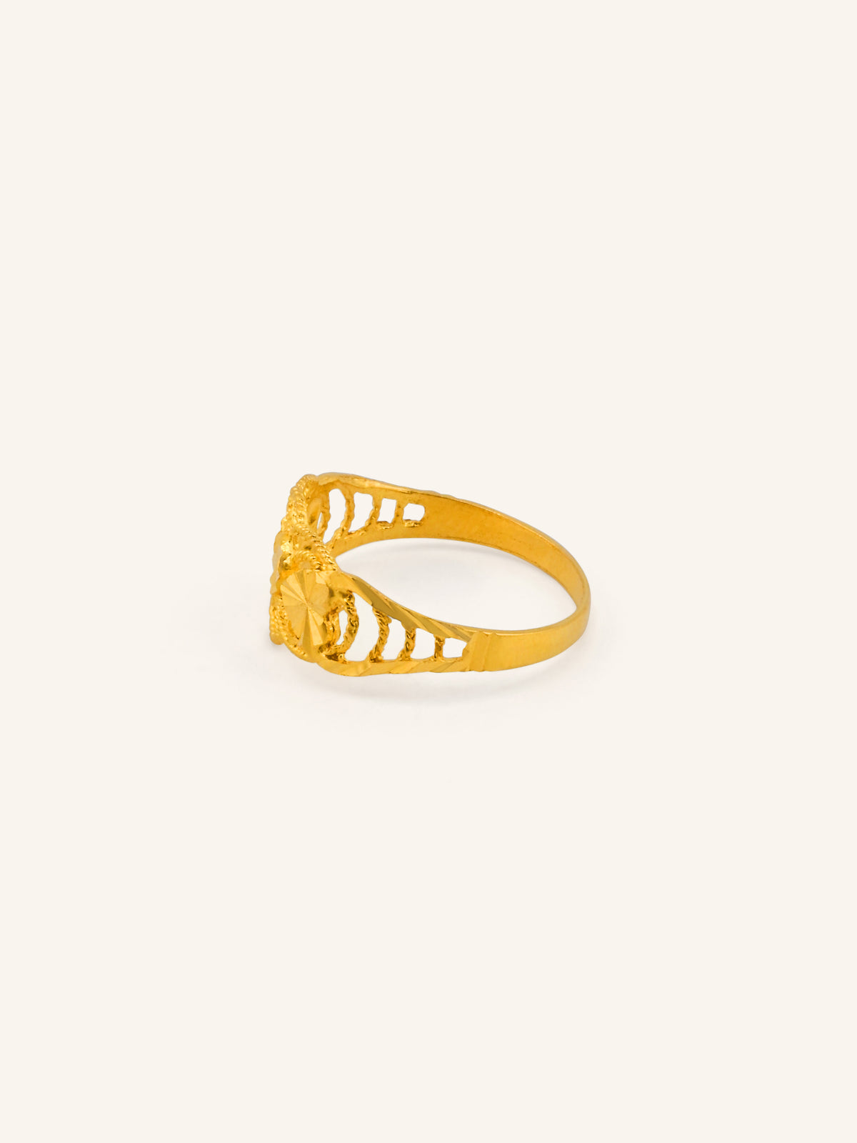 22ct Gold Ladies Ring