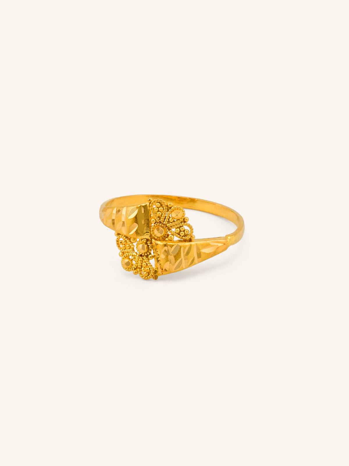 22ct Gold Ladies Ring