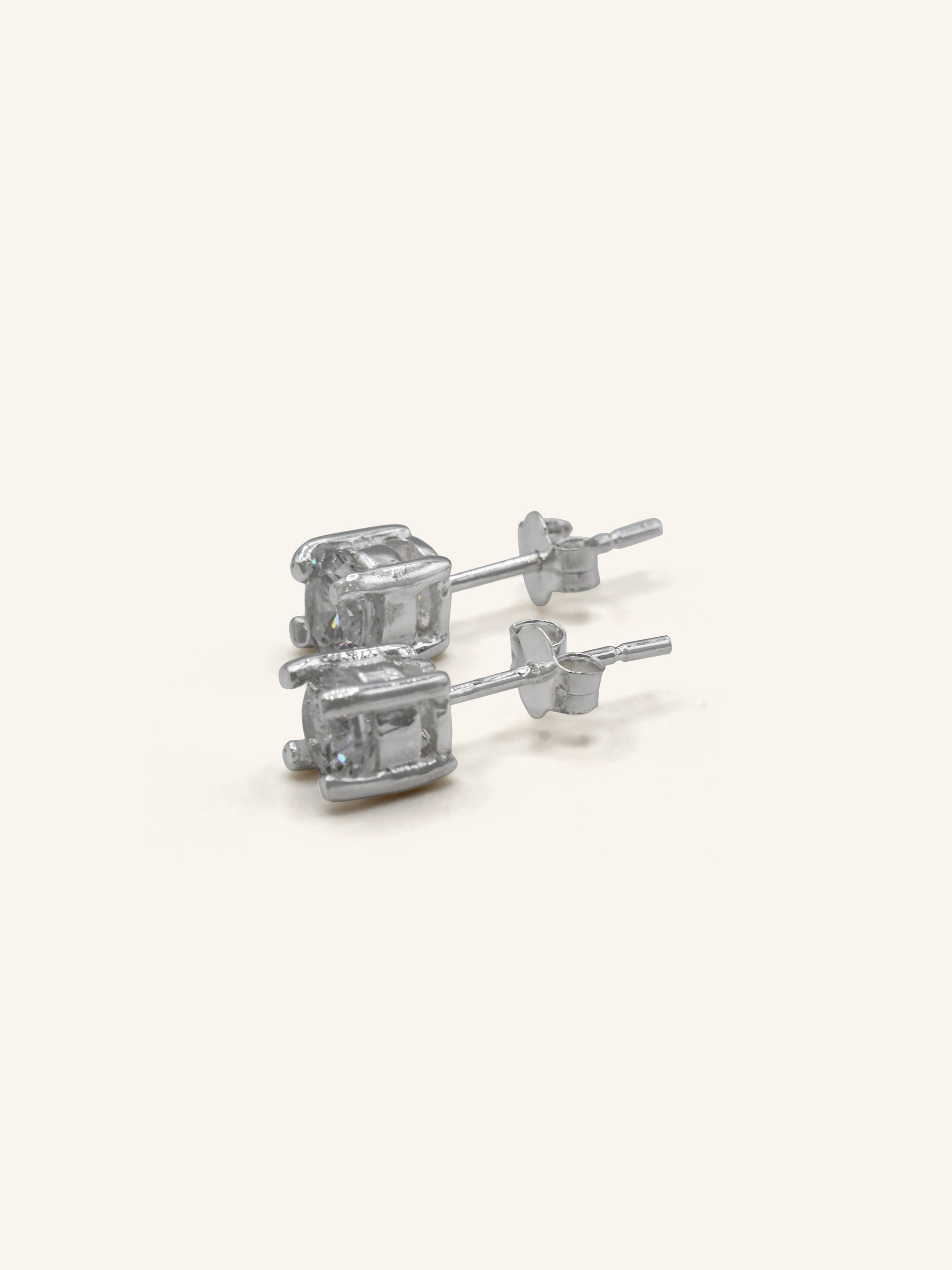 925 Sterling Silver Stud Earring