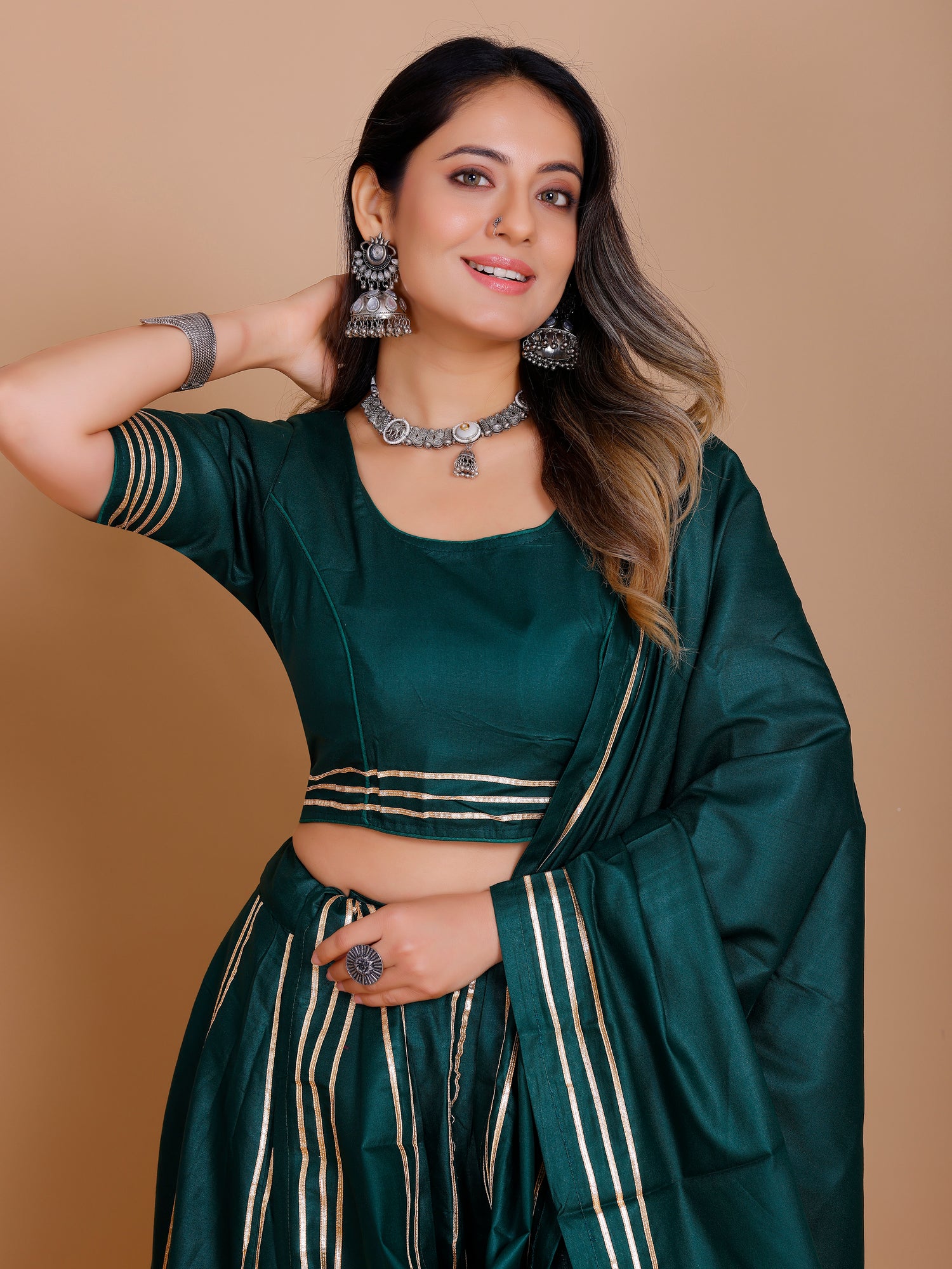 Meera Lahenga Choli