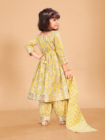 Girls Patiyala Suit