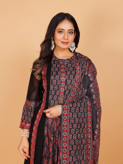 Nargis Palazzo Suit