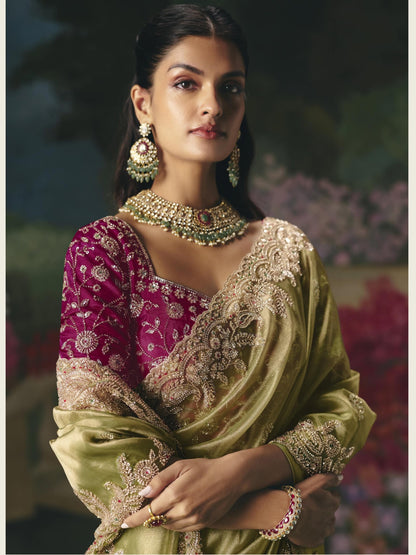 Priya Saree