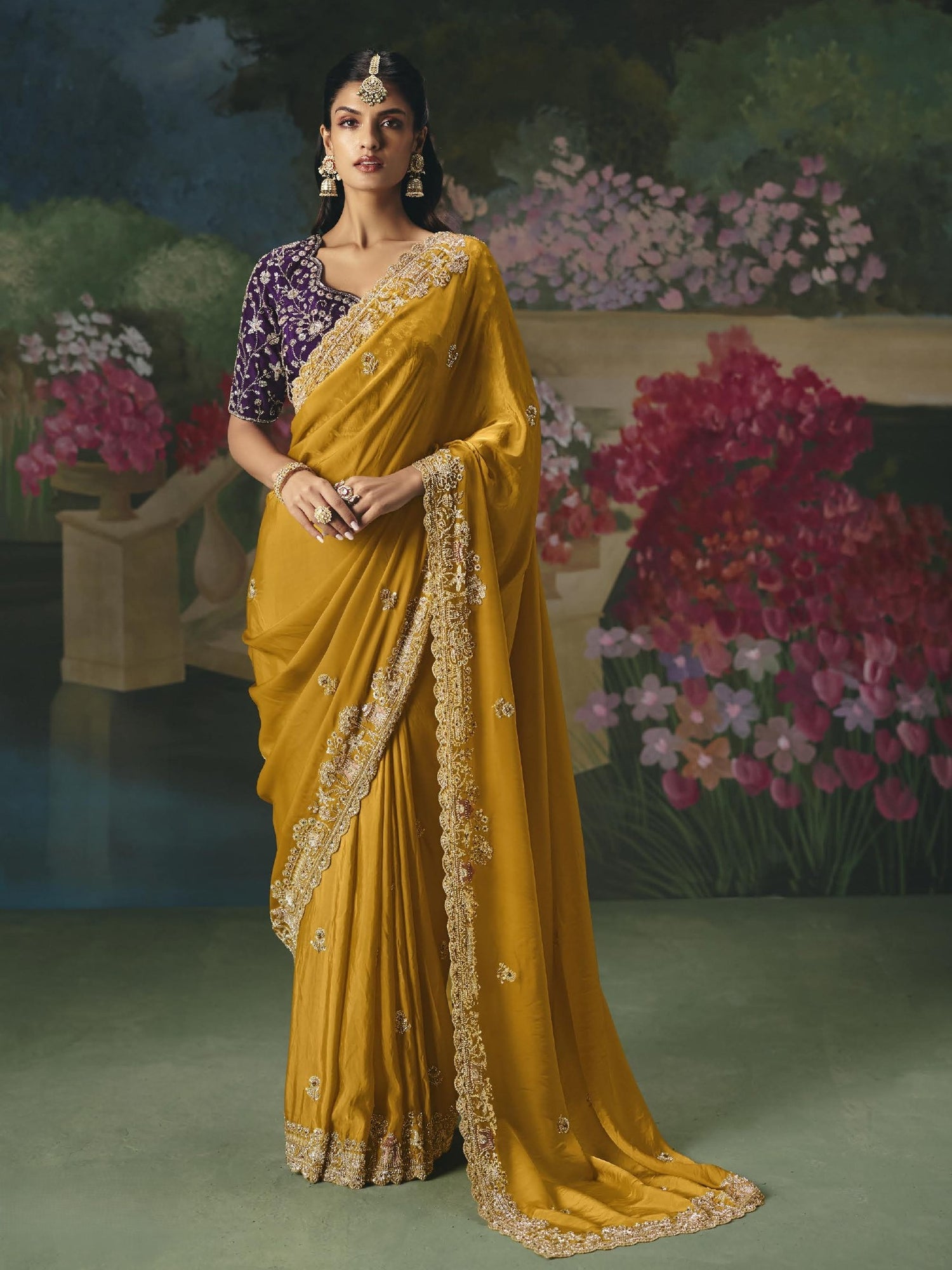 Priya Saree