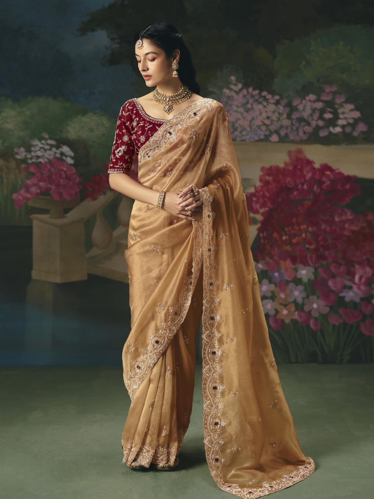 Priya Saree