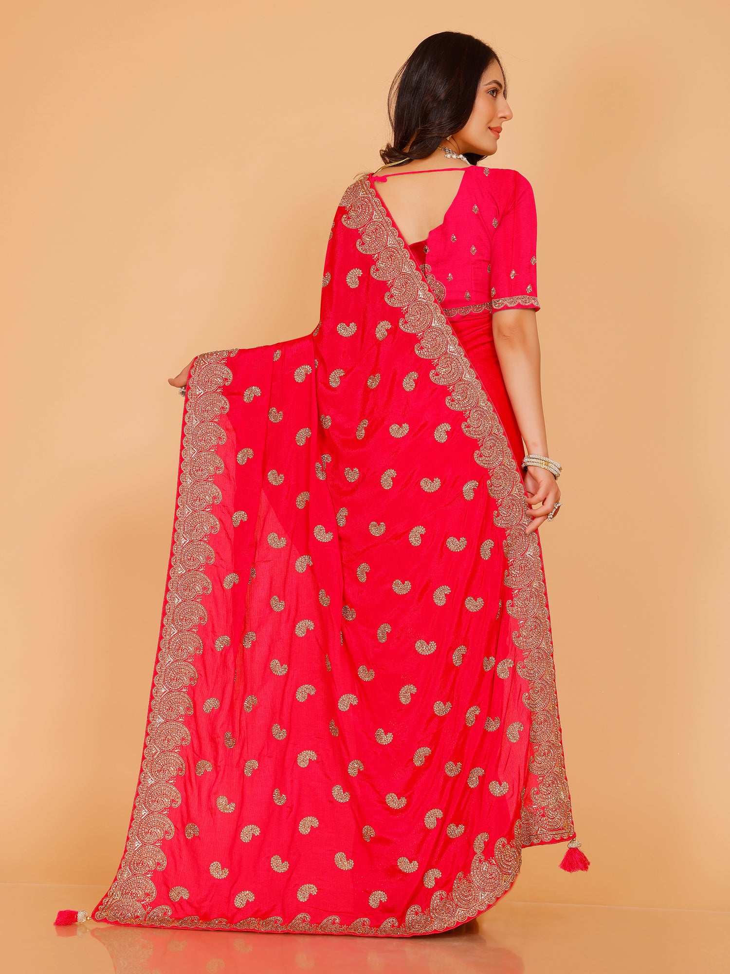 Devi Saree