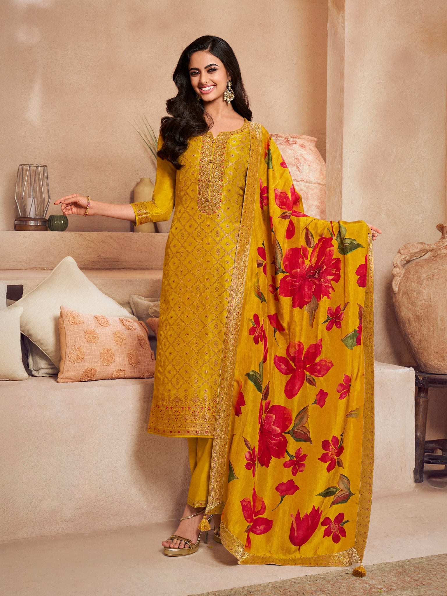 Tara Straight Kamiz &amp; Pant