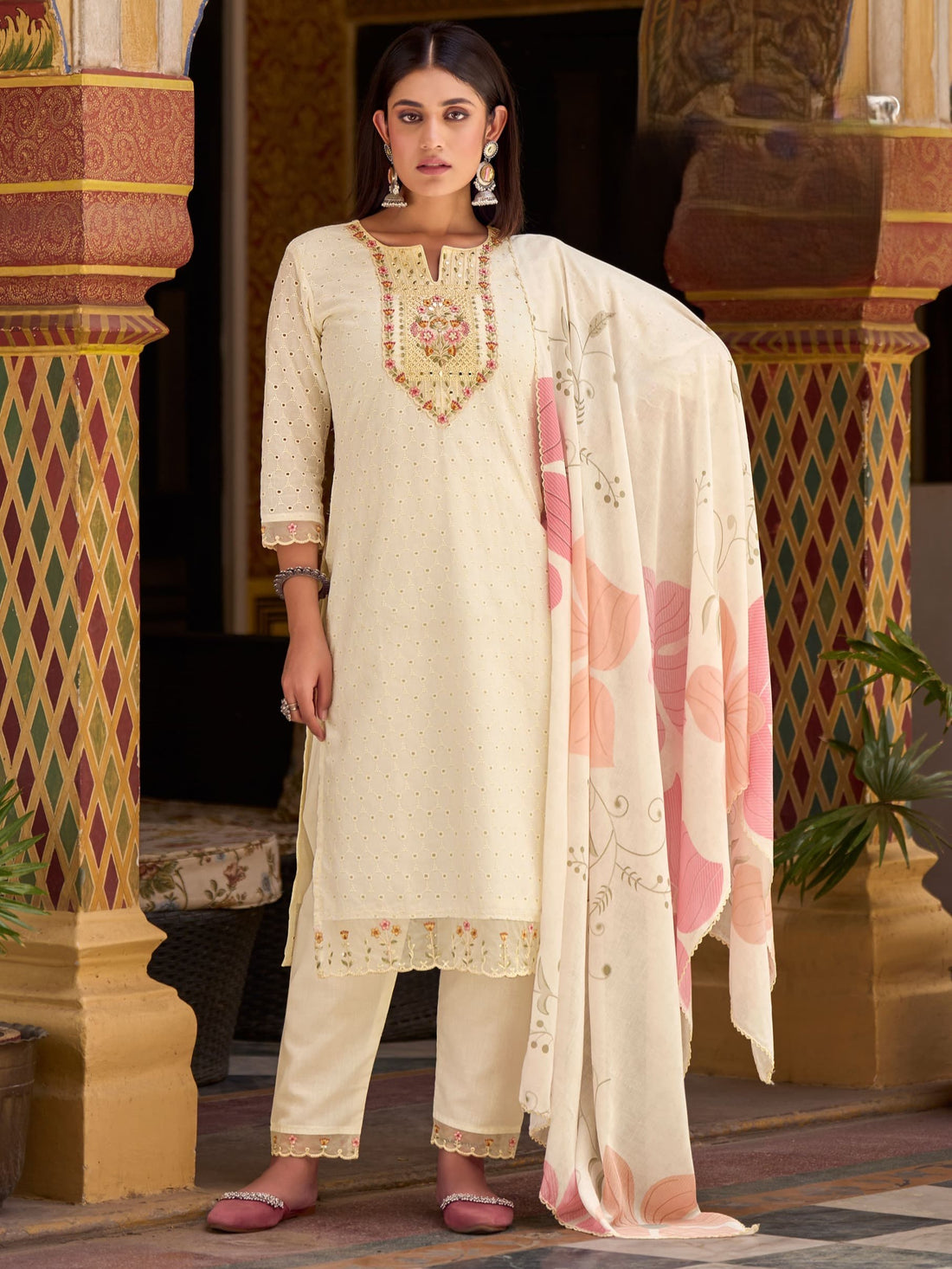 Noor Kamiz &amp; Pant