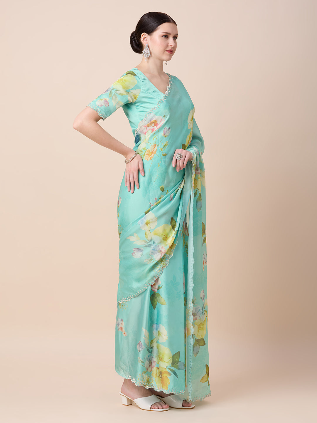 Hina Ready To Wear Choli Saree