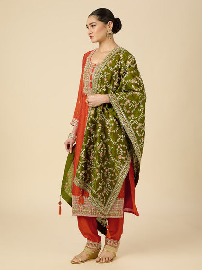 Nancy Kamiz &amp; Pant