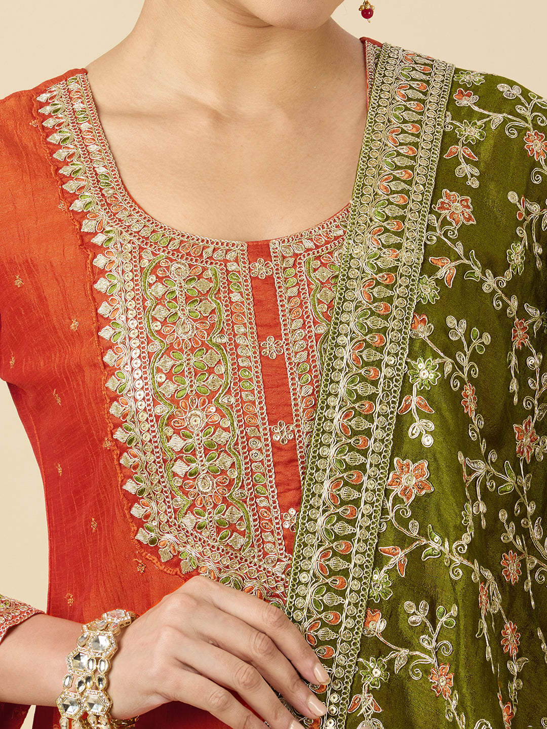 Nancy Kamiz &amp; Pant