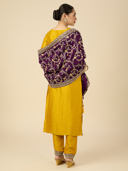 Nancy Kamiz &amp; Pant